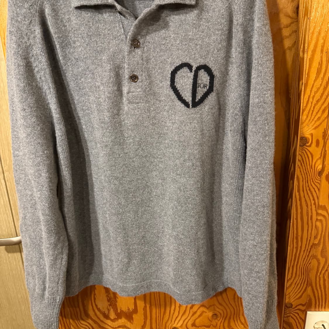 디올 22 F/w CD heart 폴로 니트 셔츠 판매 합니다.  상품이미지3