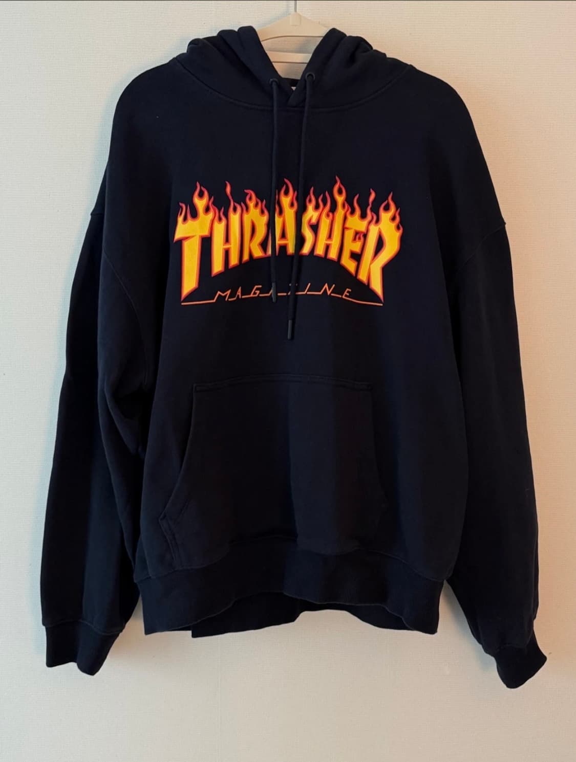 트레셔 네이비 후드티 상품이미지1