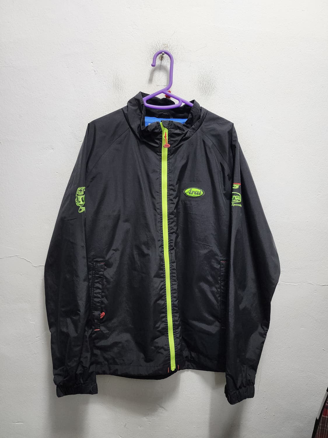 아라이(Arai) 블랙 레이싱 바람막이 자켓 상품이미지2