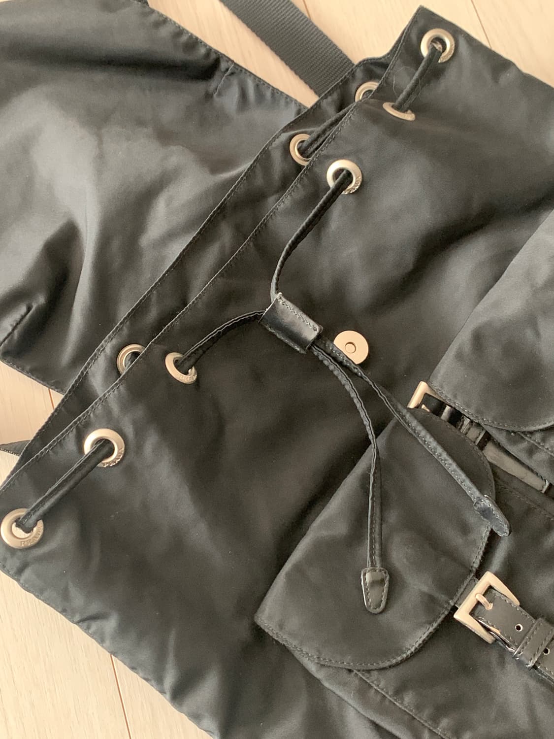 (정품)프라다백팩 미듐사이즈 상품이미지7