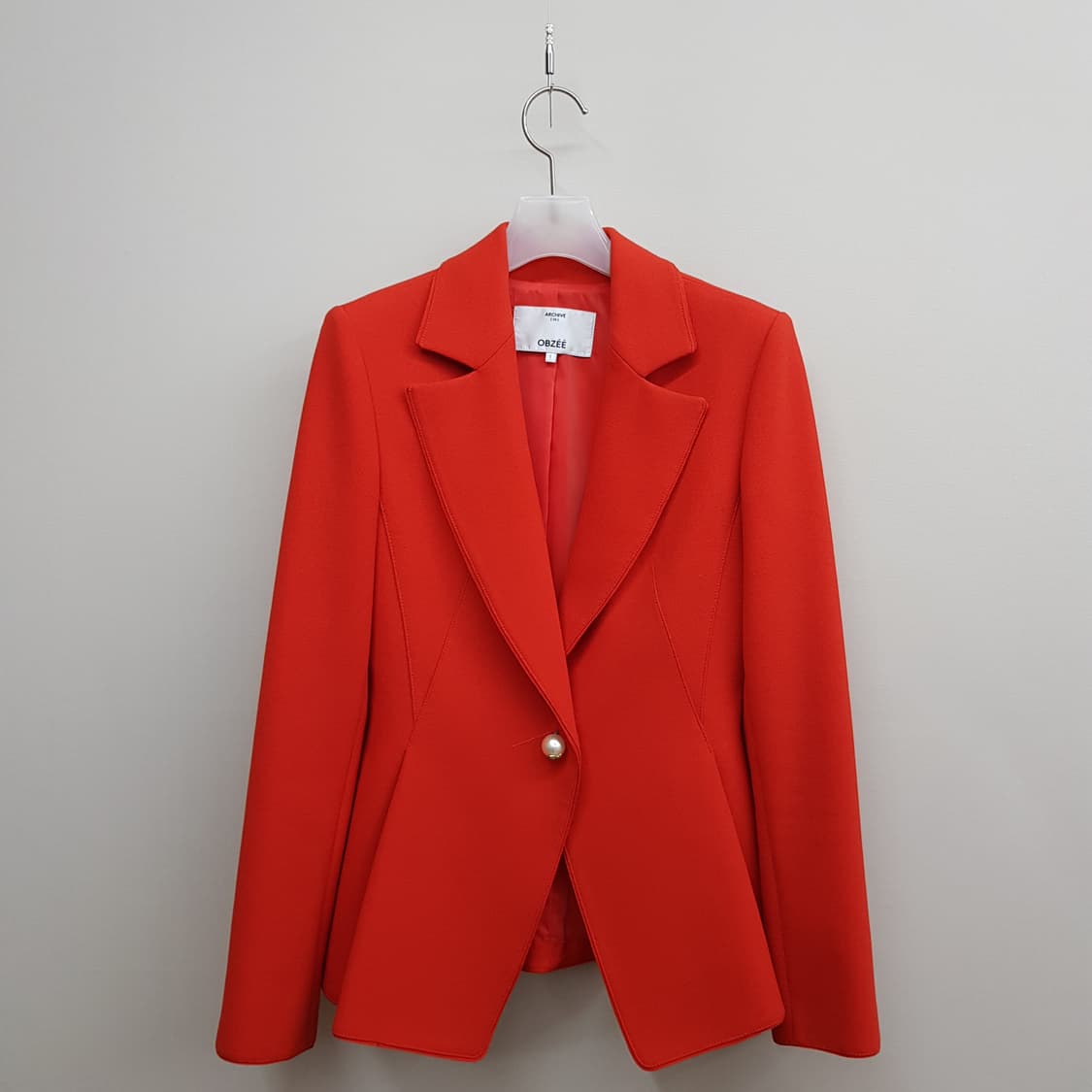 오브제 아카이브 스칼렛 싱글 자켓  미디 스커트 셋업 55사이즈 상품이미지3