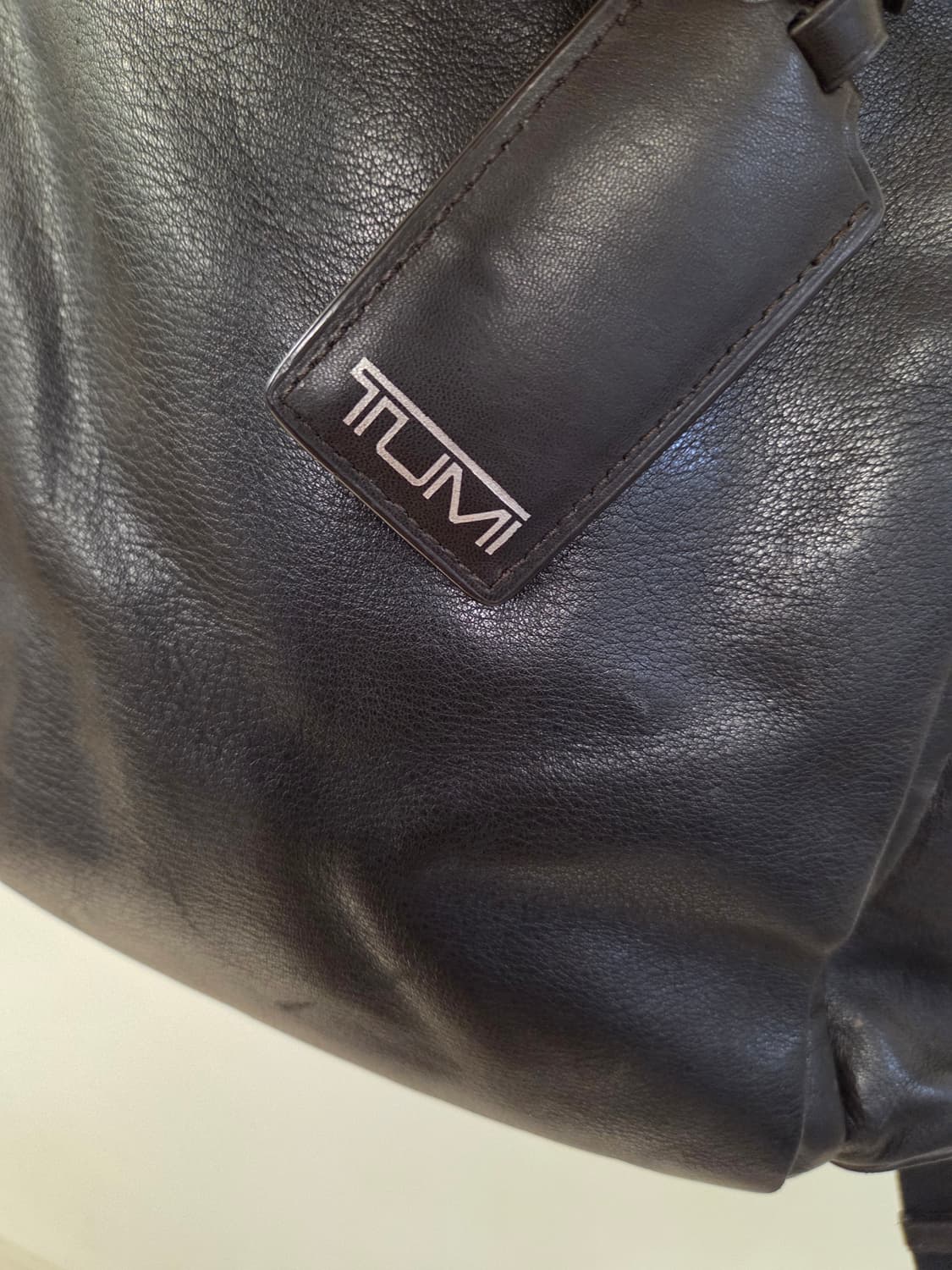 투미 가죽 블랙 백팩 상품이미지2