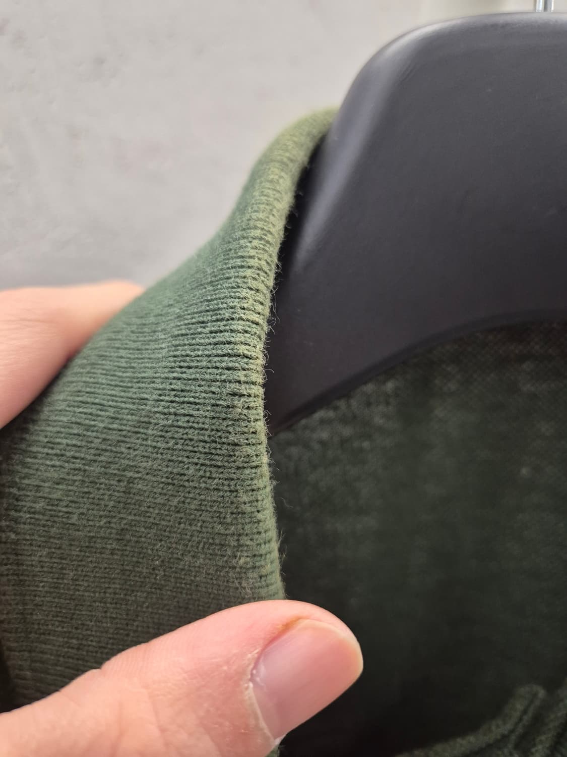 버버리 로고 자수 올리브 카라티 S 상품이미지8