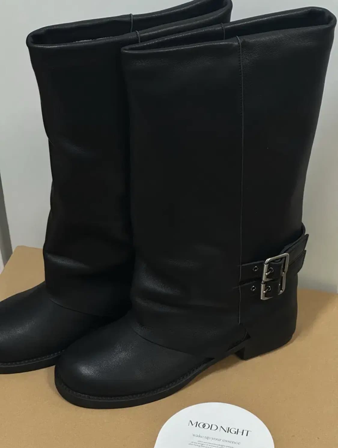 무드나잇 앨리슨 벨티드 폴딩부츠 블랙 240 상품이미지2