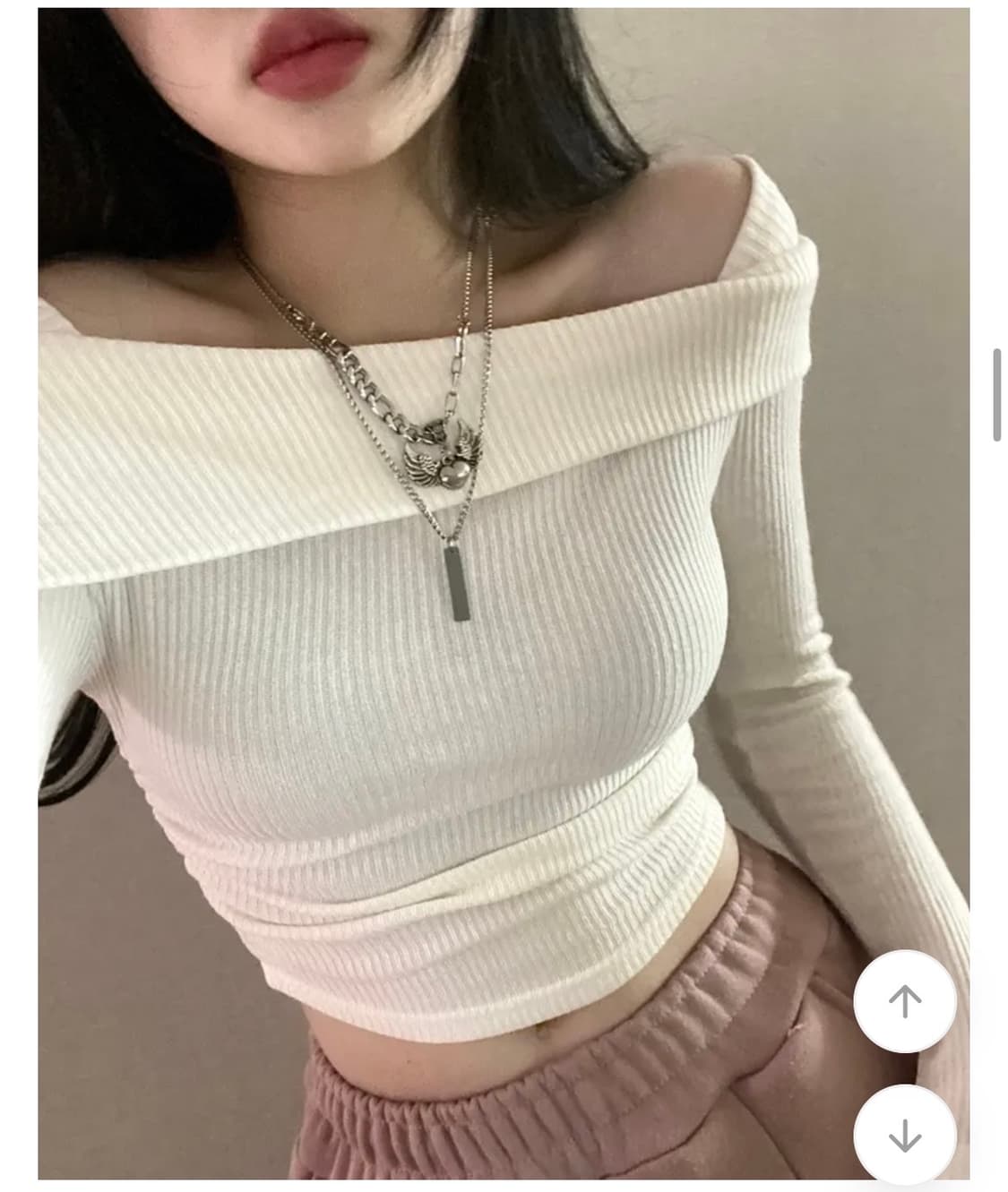 니트 크롭 오프숄더 상품이미지1