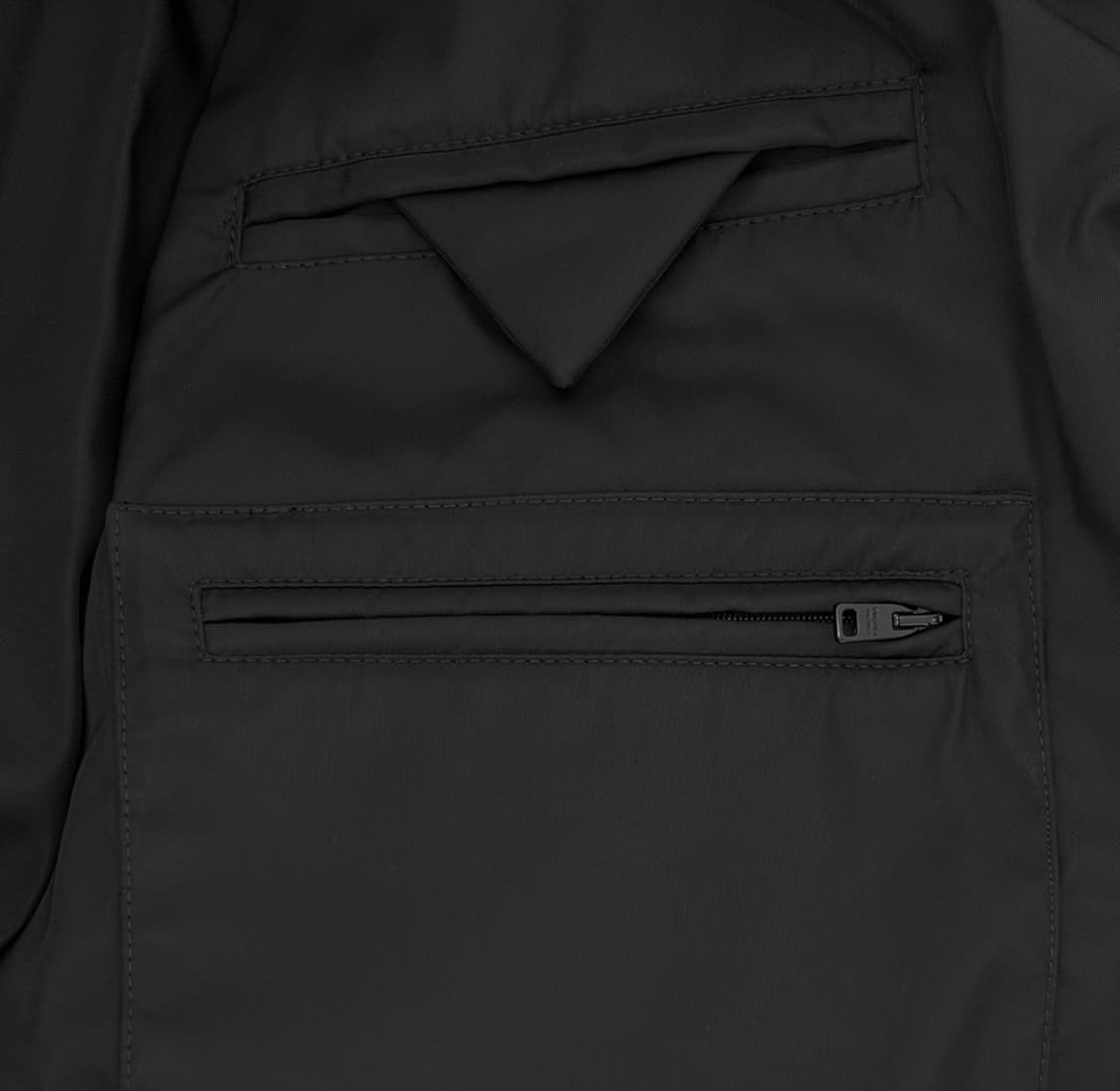 [XXL] 프라다 남성 삼각로고 리나일론 다운 코트 롱 패딩 자켓 블랙 상품이미지6