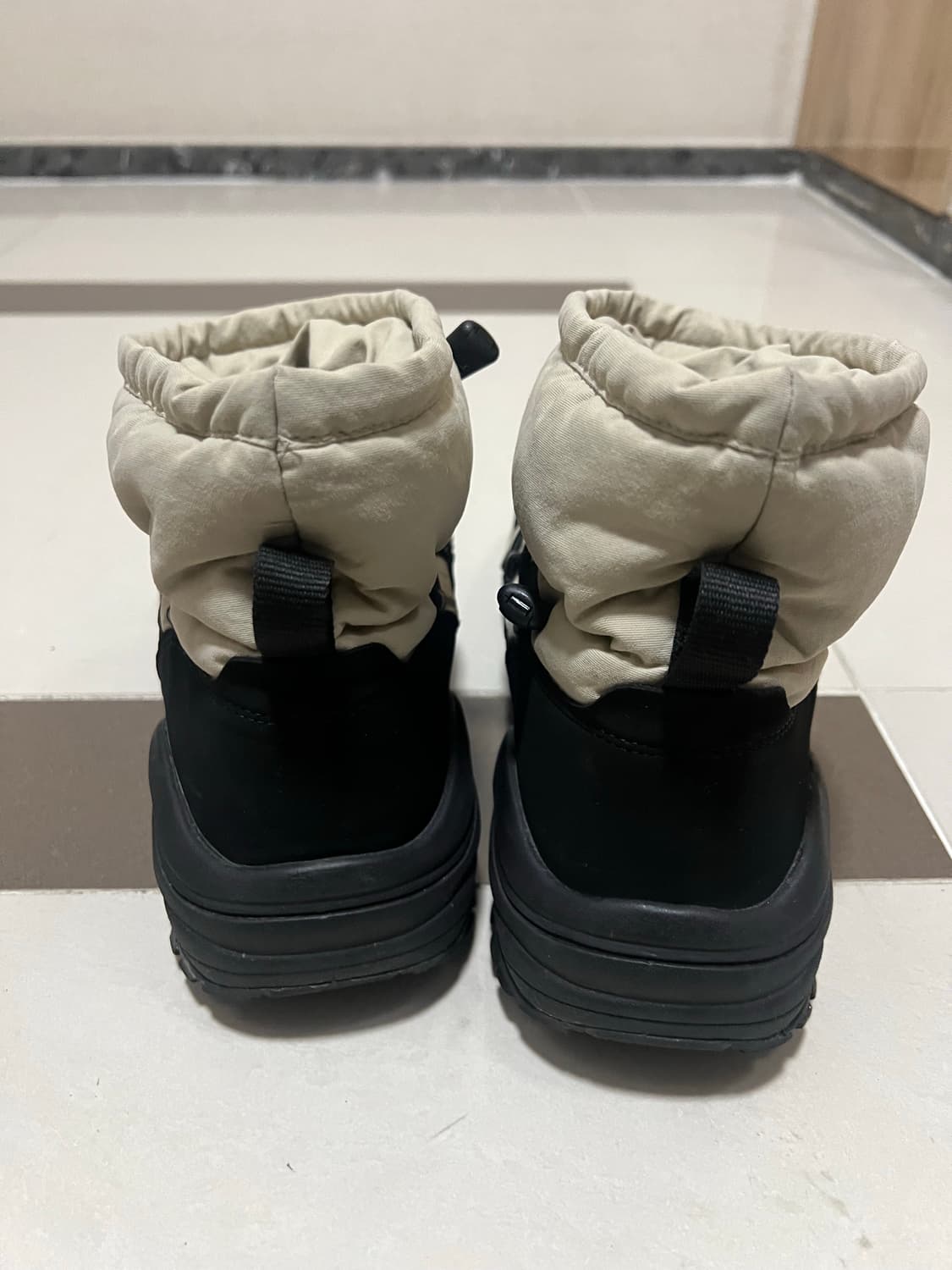 노스페이스 보레알리스 부티 베이지 패딩신발 280 상품이미지3