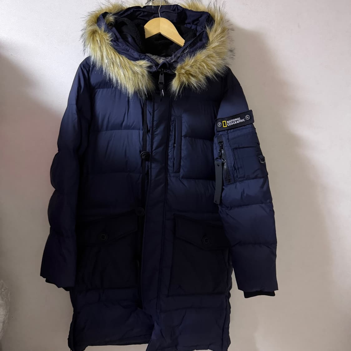 내셔널지오그래픽 밤버스  구스 네이비 95 (100정도) 상품이미지1