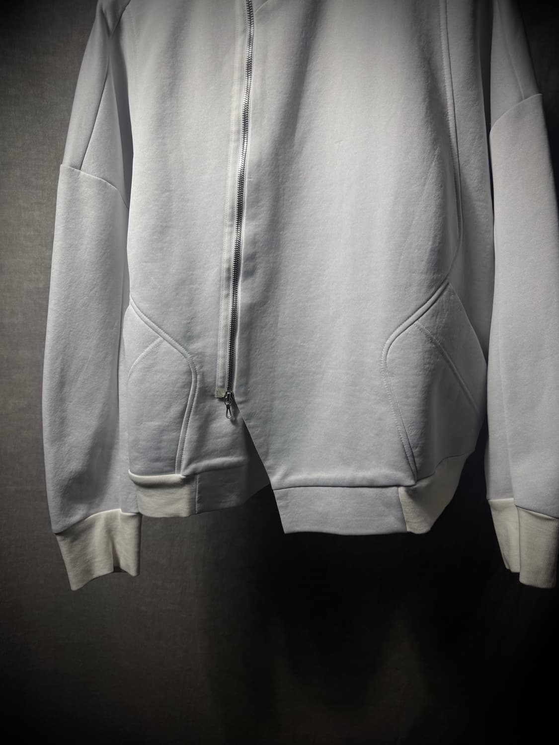 JULIUS Sample Asymmetrical Zip High Neck 상품이미지4