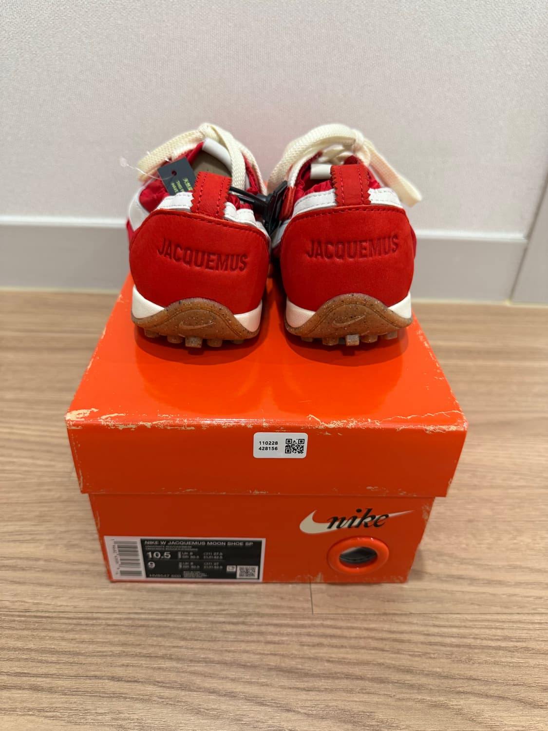 자크뮈스 나이키 W275 상품이미지2