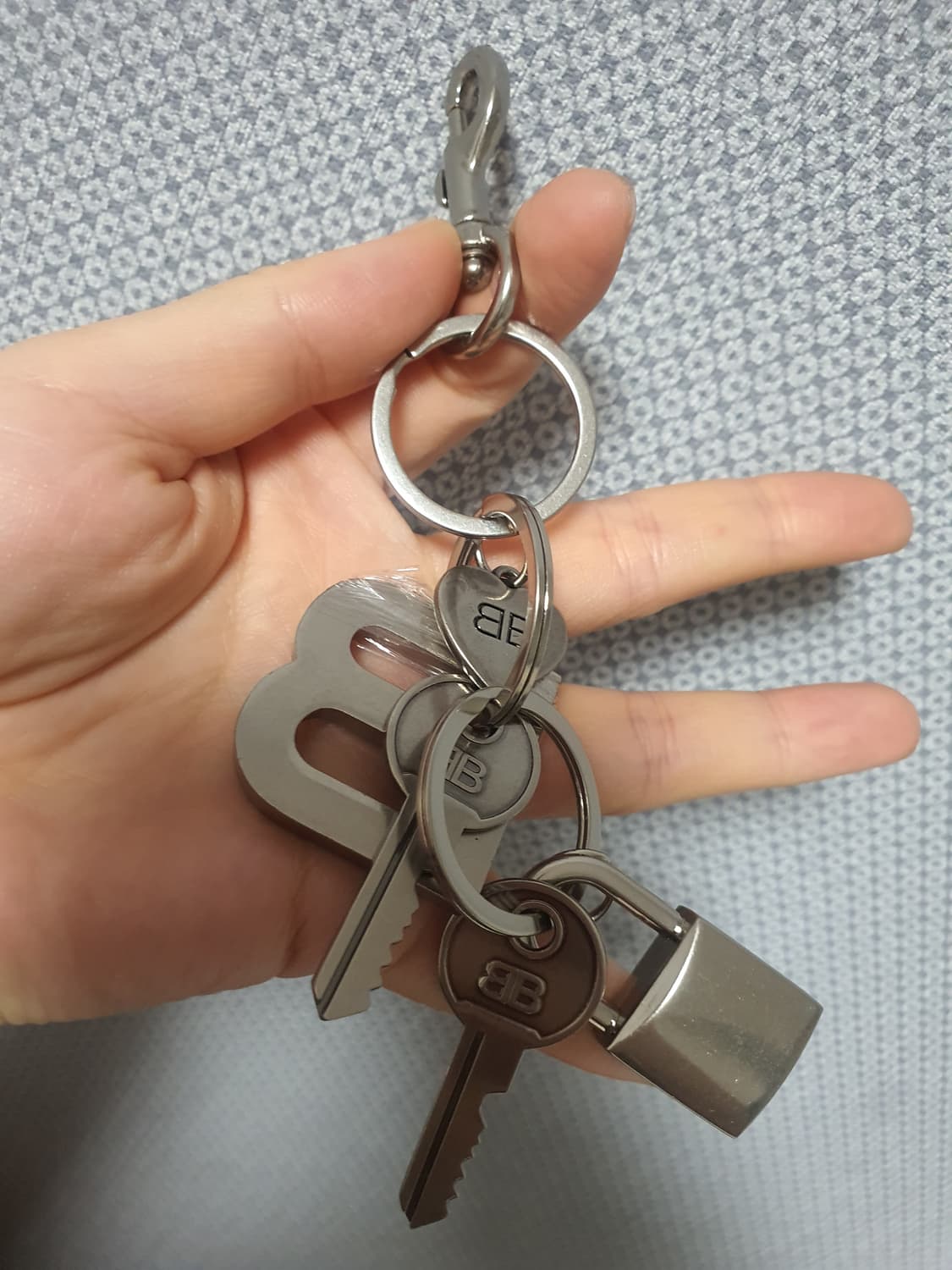 발렌시아가키링 키링 백참 발렌시아가BB로고 빈티지은장 새상품 상품이미지3