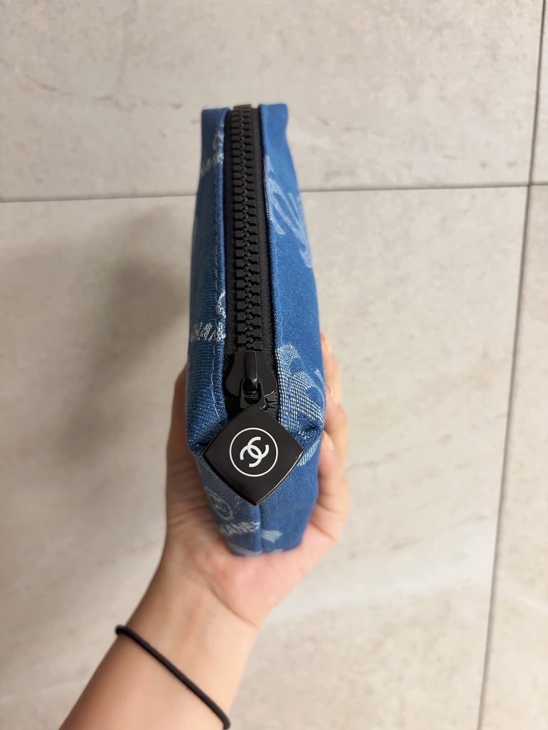 샤넬 데님 파우치 상품이미지2