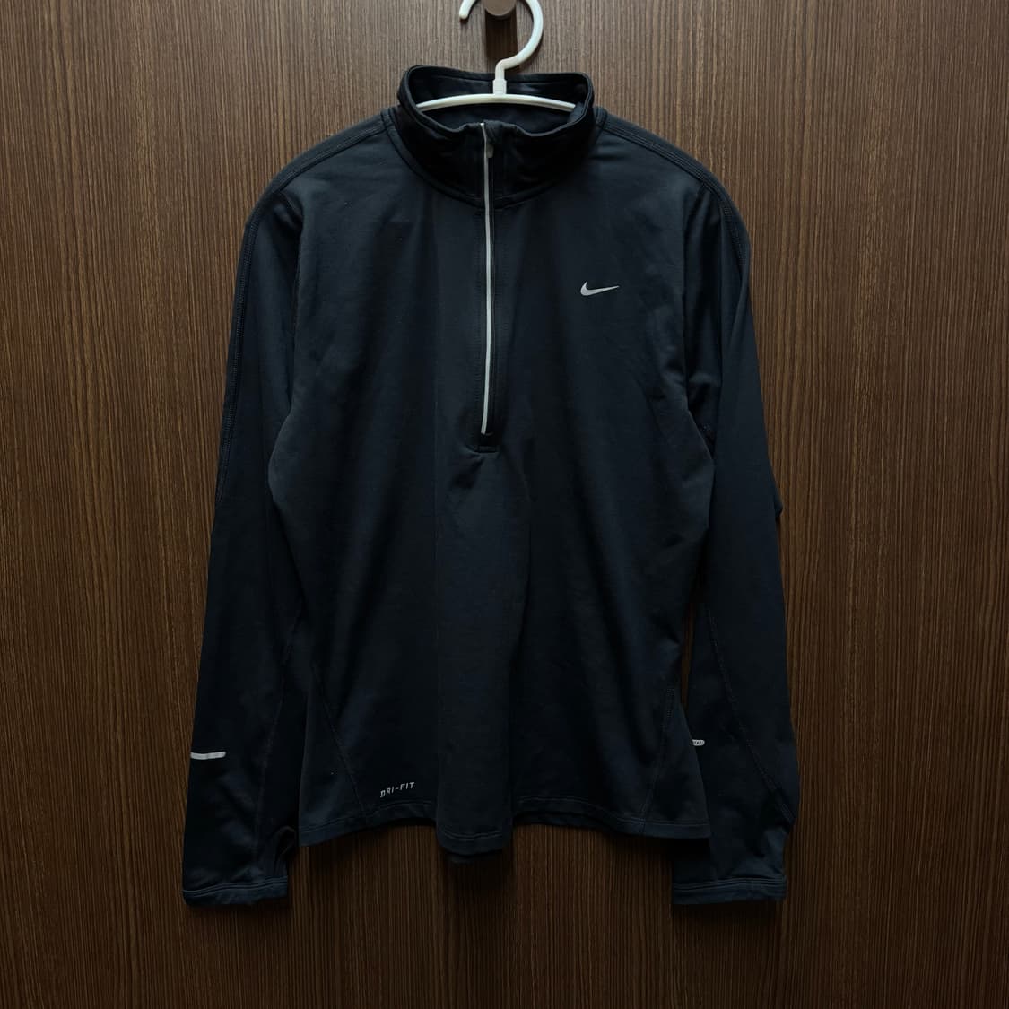 나이키 드라이핏 반집업 티셔츠  상품이미지1