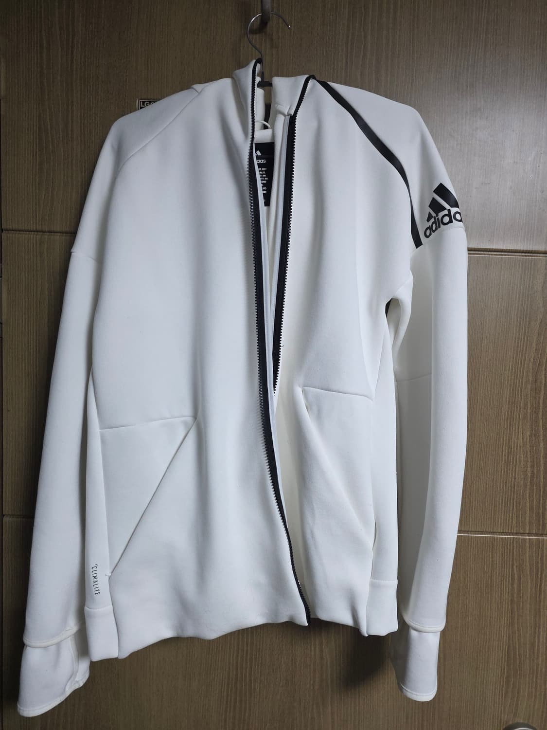 아디다스 ZNE 트레이닝 셋업 상품이미지1