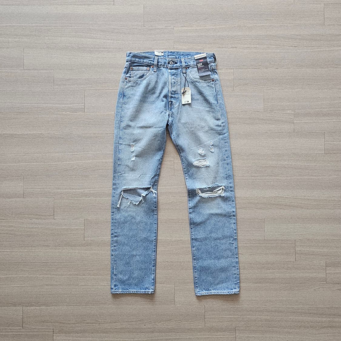 30X32 새제품 리바이스 501 오리지널 핏 맨즈 진 연청 청바지 찢청 상품이미지2