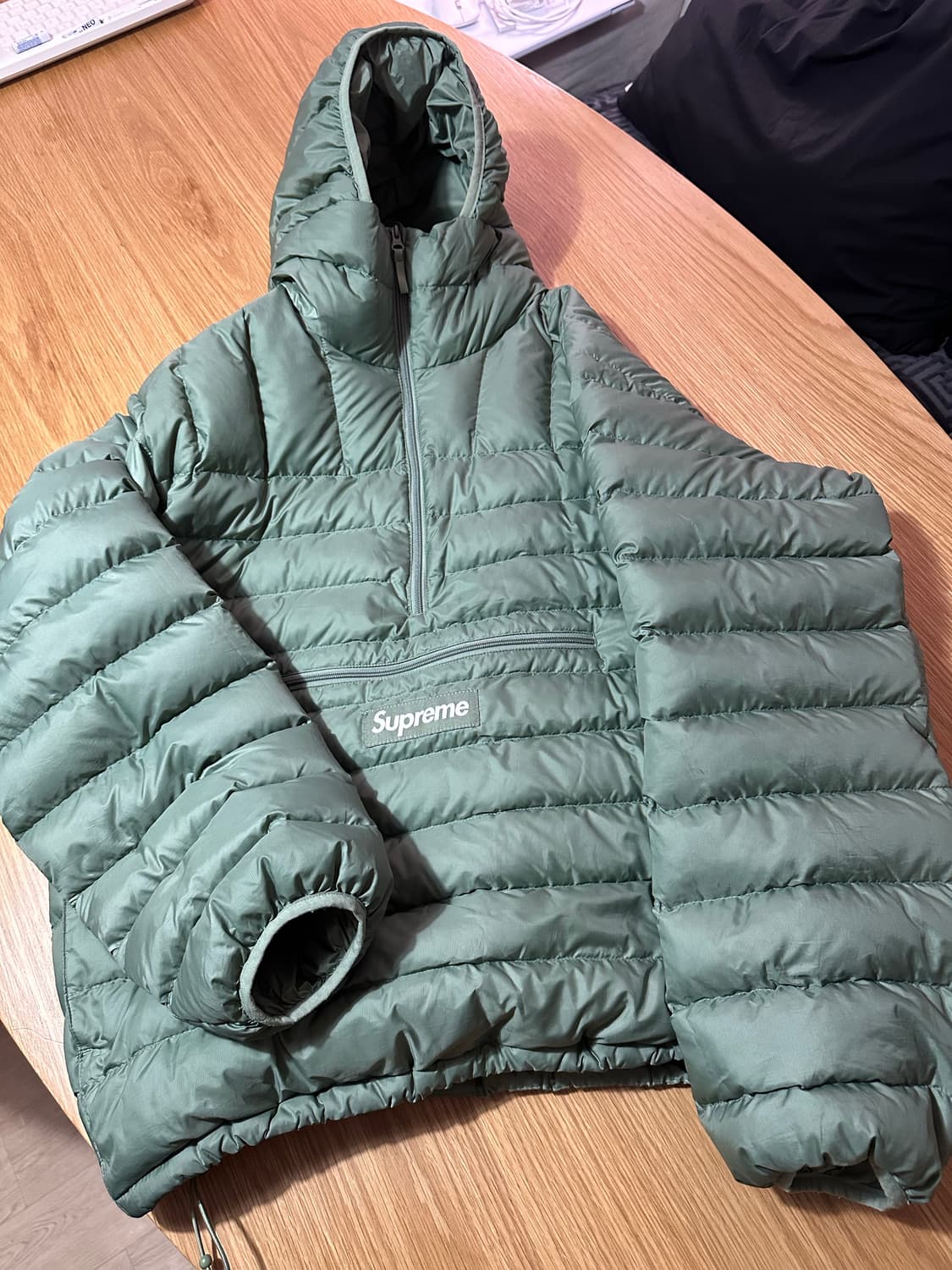 슈프림 마이크로 다운 하프집 올리브 23FW 상품이미지3