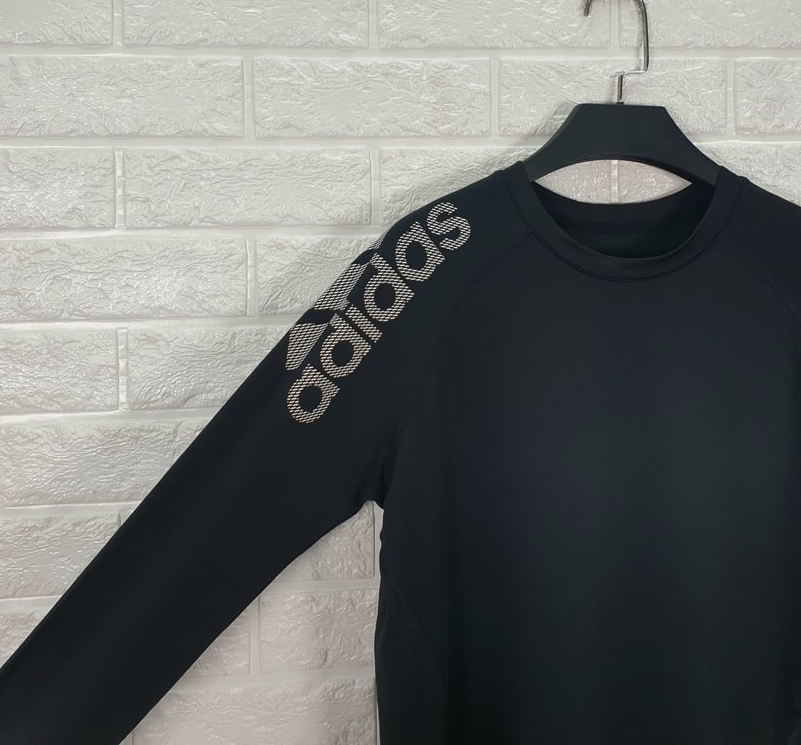 [100]아디다스 기능성 라운드티 상품이미지3