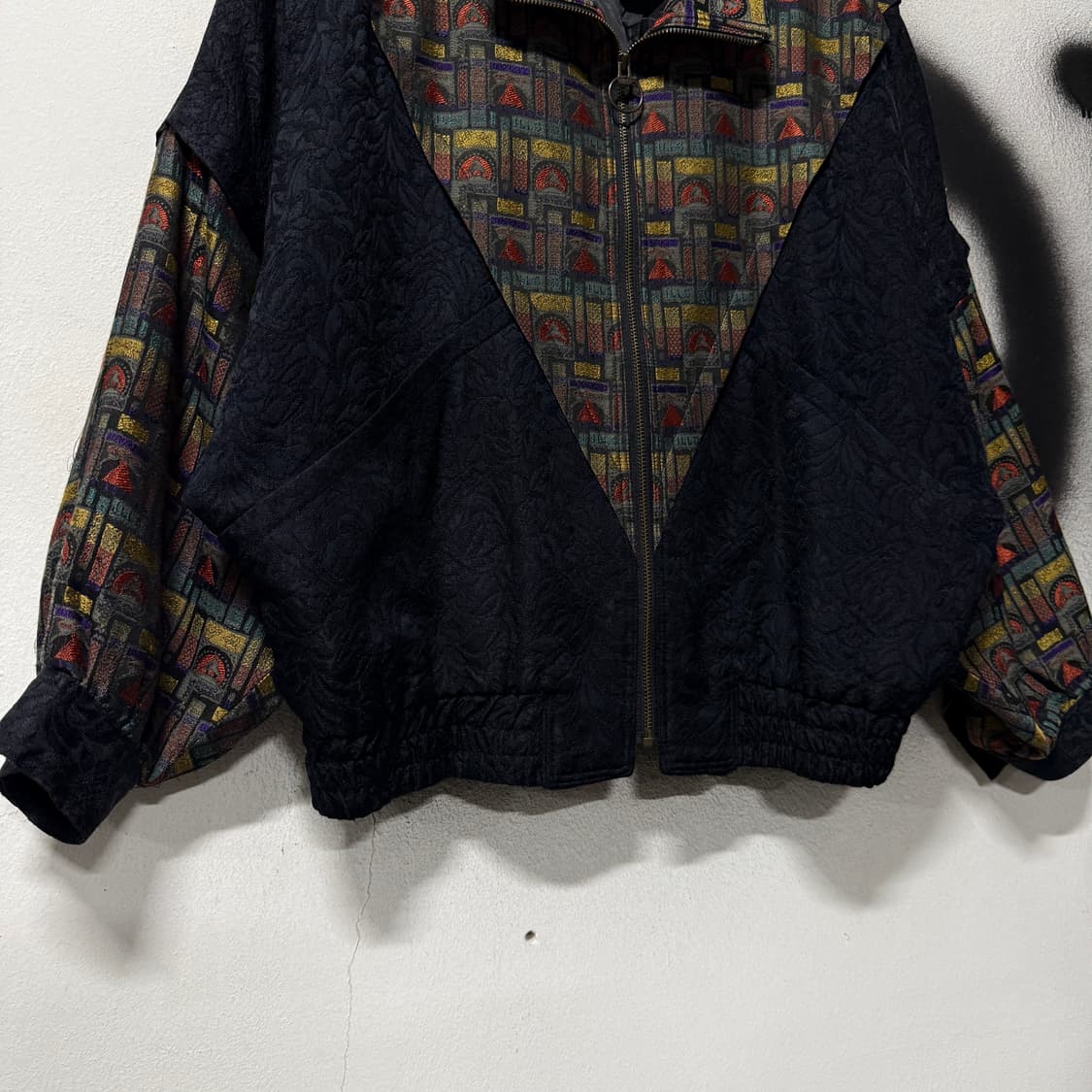 VTG 빈티지 에스닉 풀 패턴 가오리핏 하이넥 집업 봄버 자켓 상품이미지4