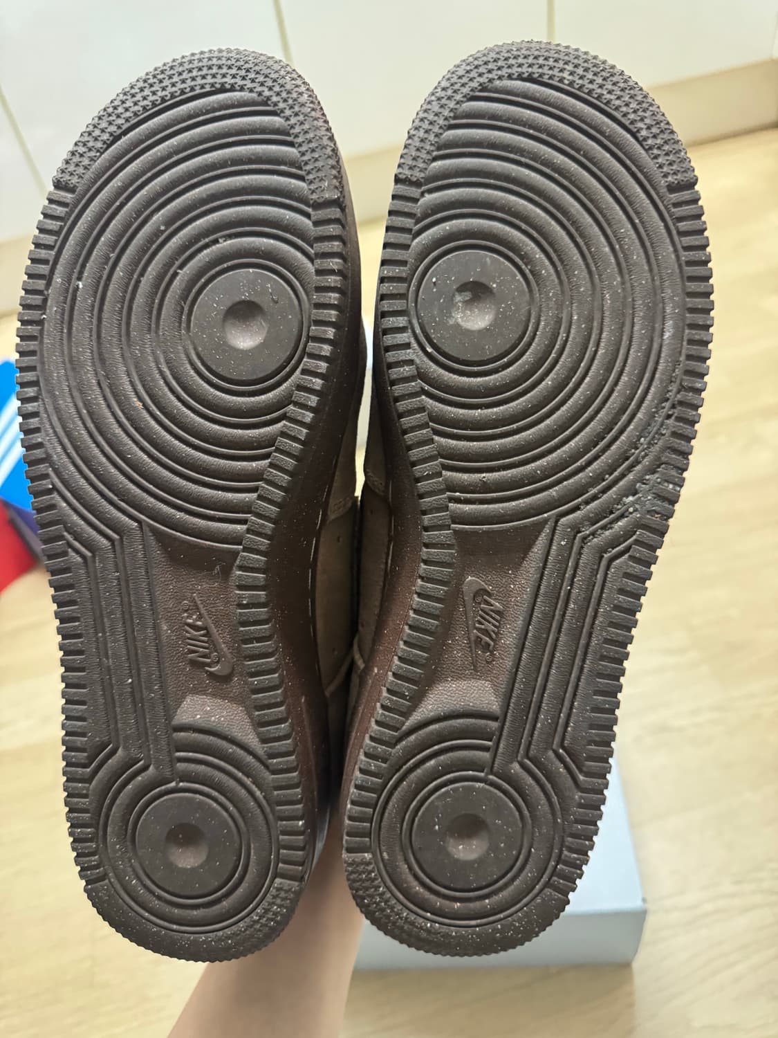 (W) 나이키 에어포스 1 '07 카카오 와우 상품이미지3