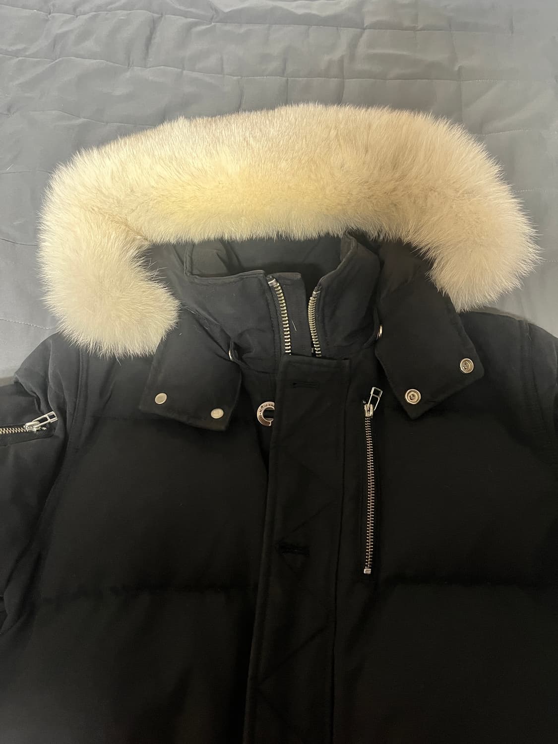 (급처) 무스너클 쓰리쿼터 패딩 블랙 L 상품이미지2