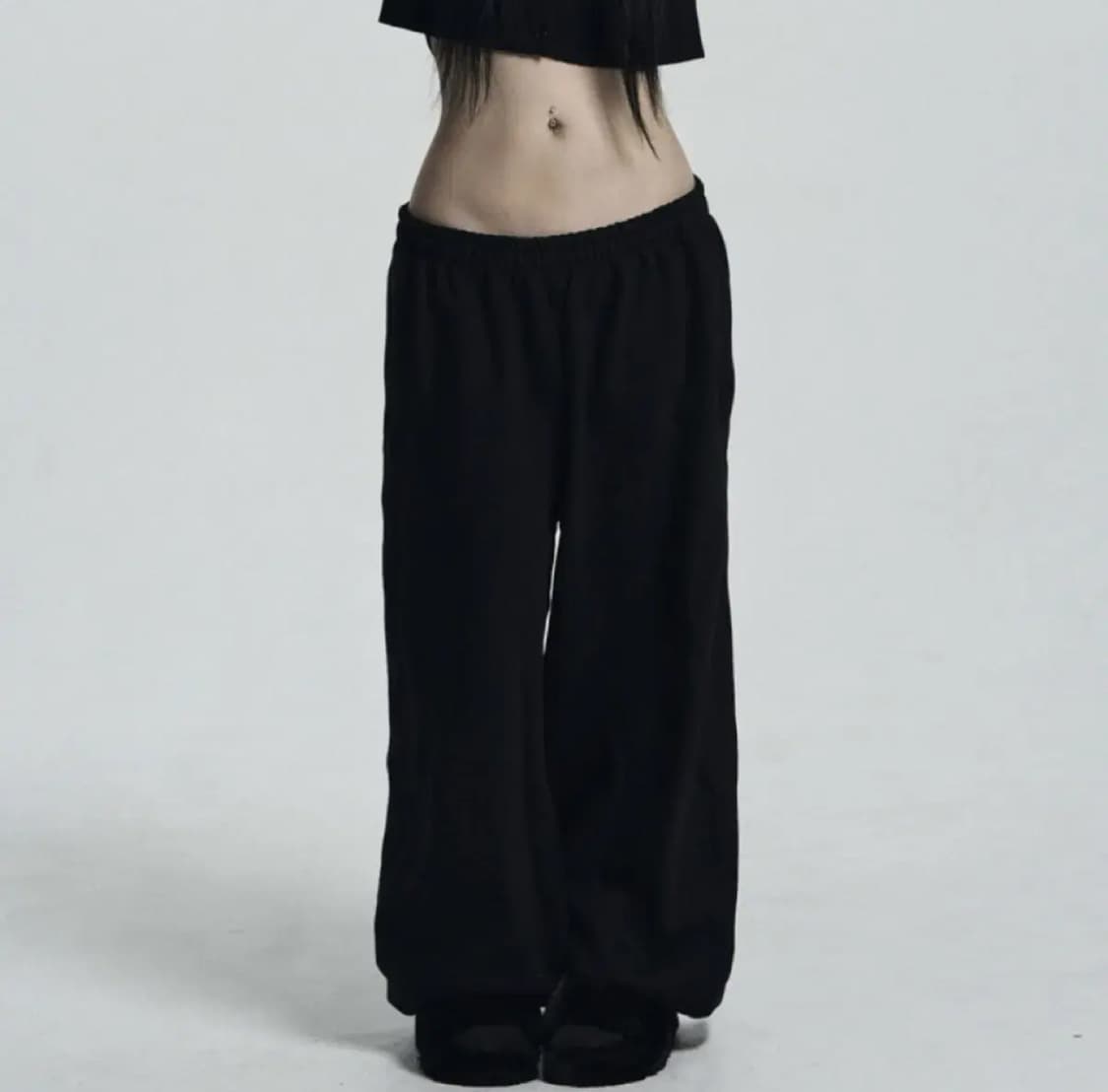 어도어 몰리 조거 블랙 상품이미지1