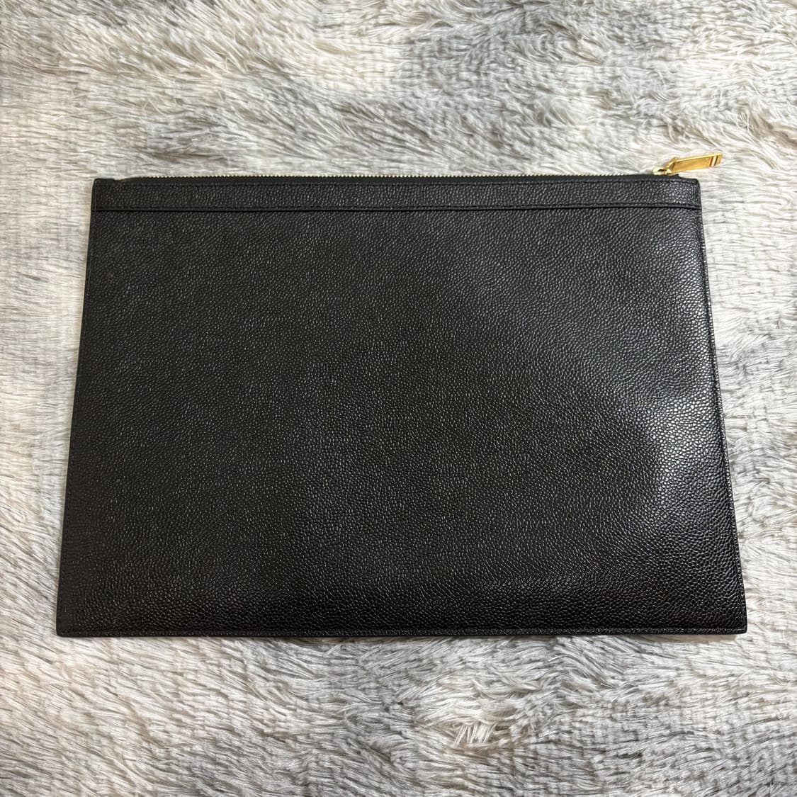 톰브라운 클러치백 M사이즈 상품이미지2