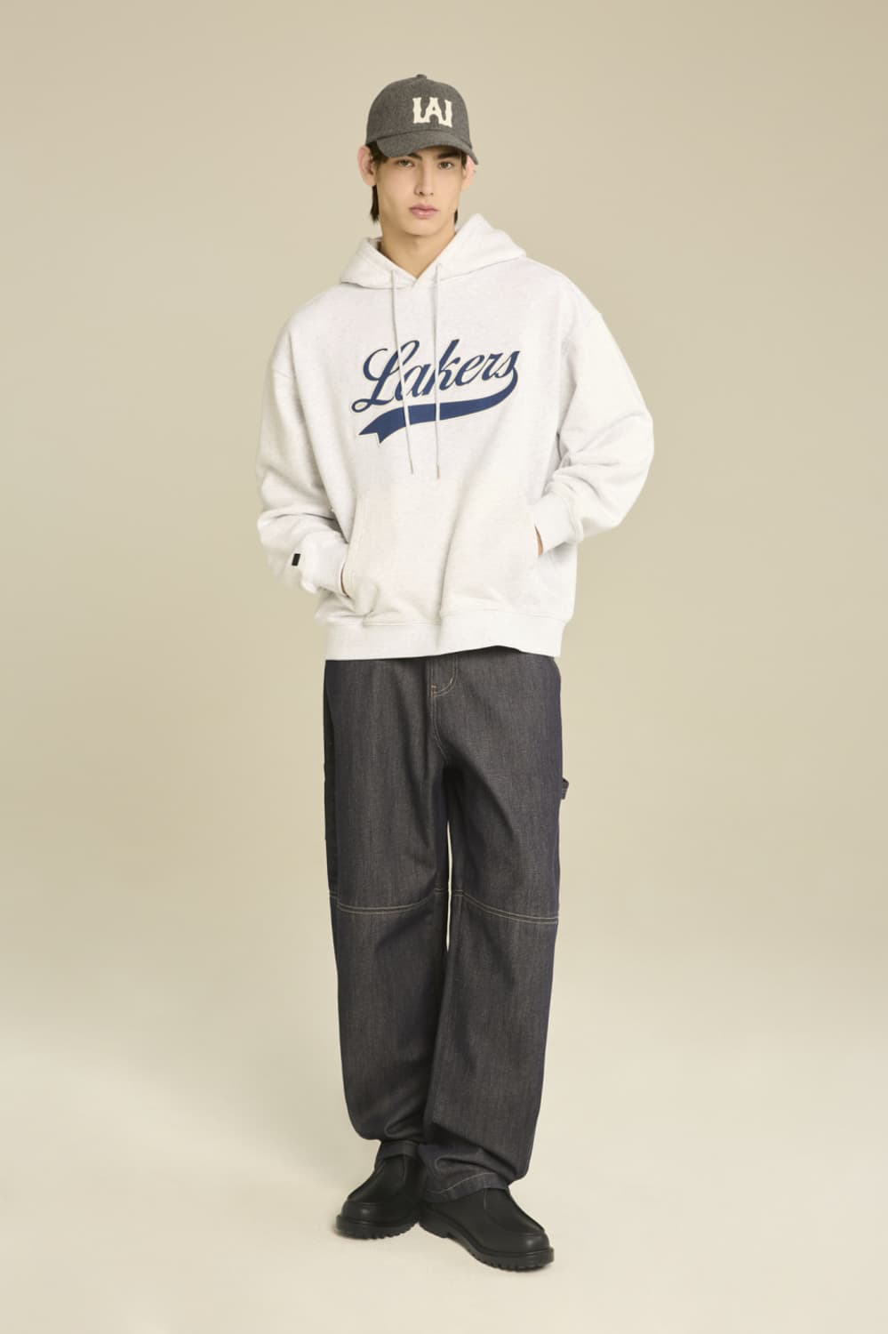 [새상품] M) NBA 엔비에이 레터링 빅 로고 후드 티셔츠 아이스그레이 상품이미지1