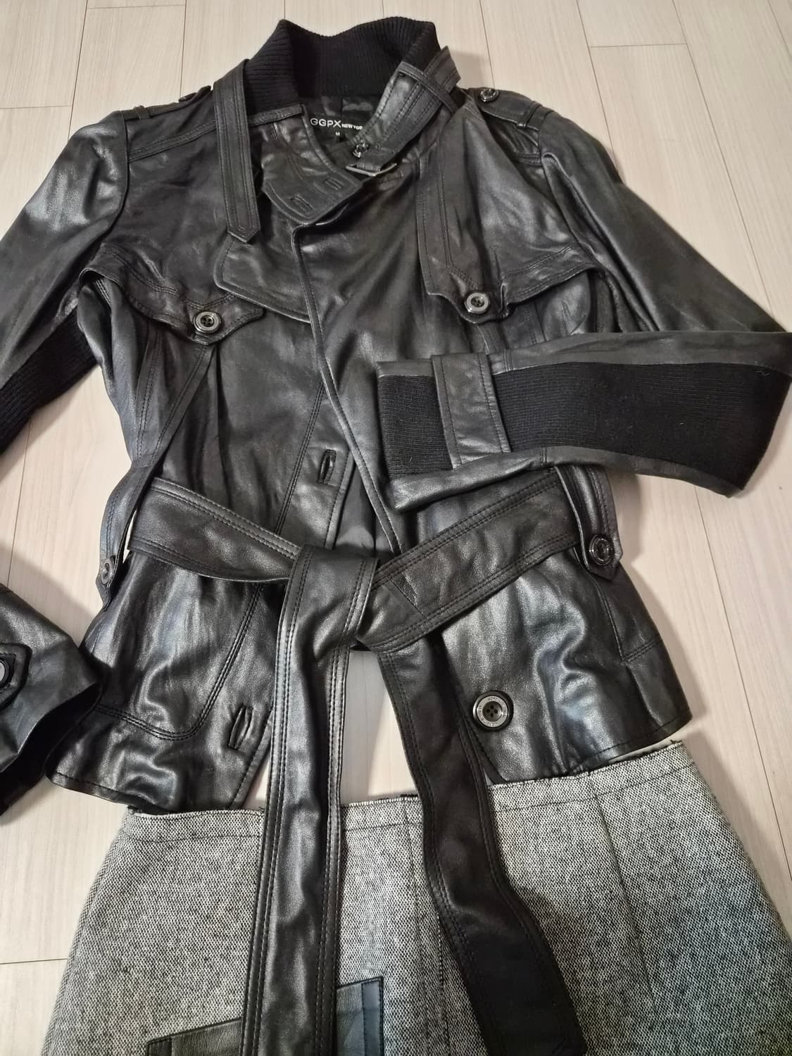 GGPX NEW YORK 벨티드 배색 가죽 자켓 (사이즈 M) 상품이미지5