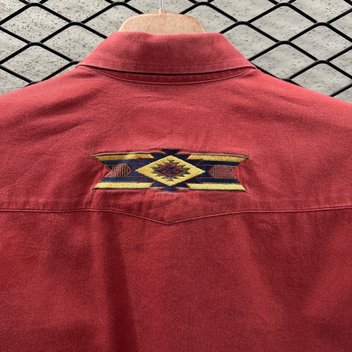 USA VINTAGE 웨스턴 워크셔츠 나바호 패턴 투포켓 디테일 카키 상품이미지7