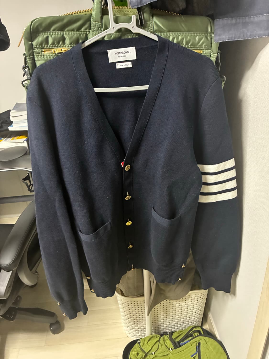 톰브라운 가디건 상품이미지1