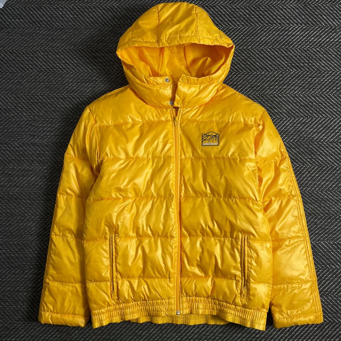 00s 아디다스 올드스쿨 유광 경량 패딩 o 3067 상품이미지1