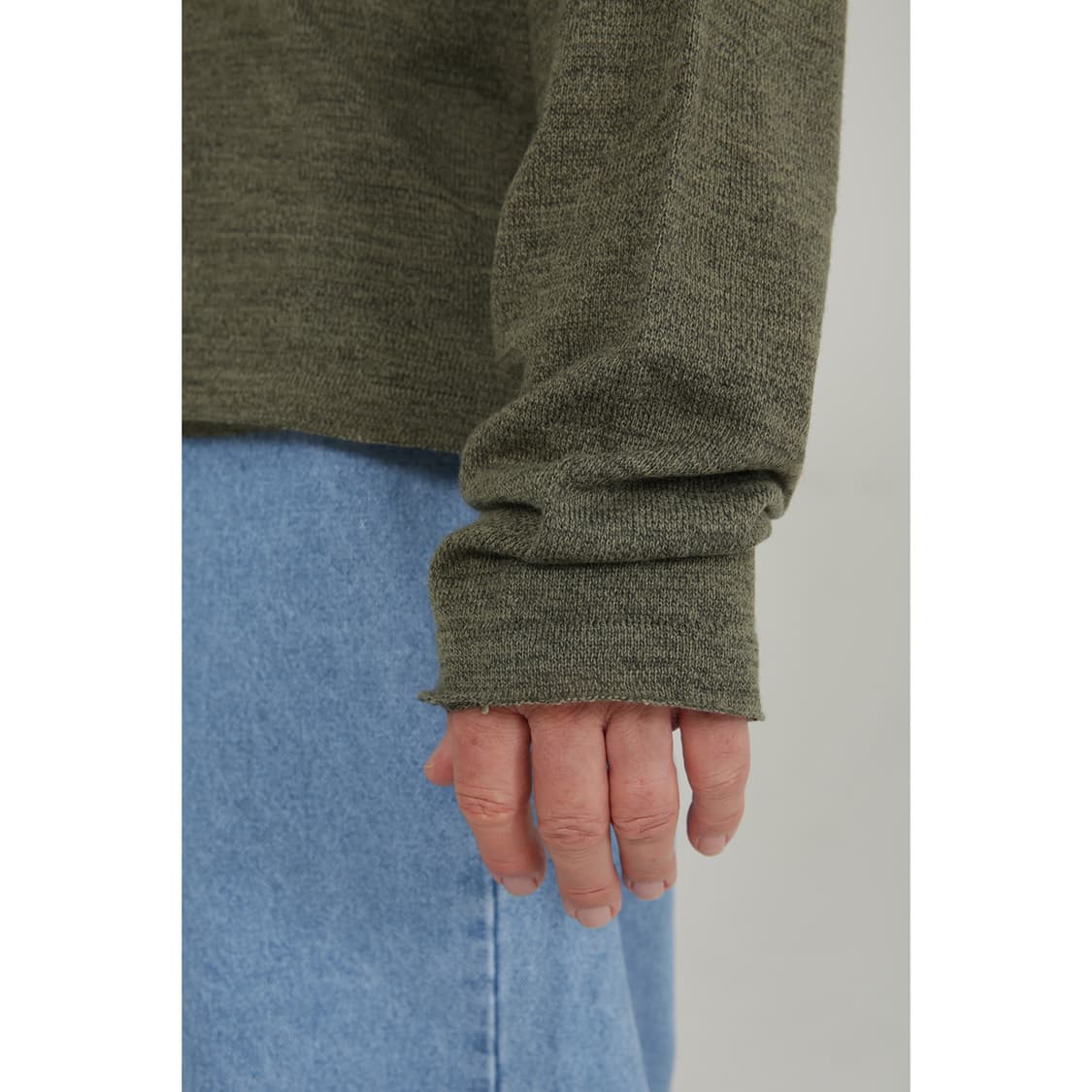 플라스틱 프로덕트 라운드넥 스웨터 (S) 상품이미지2