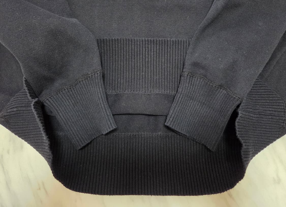 씨피컴퍼니 렌즈 와펜 니트 상품이미지9