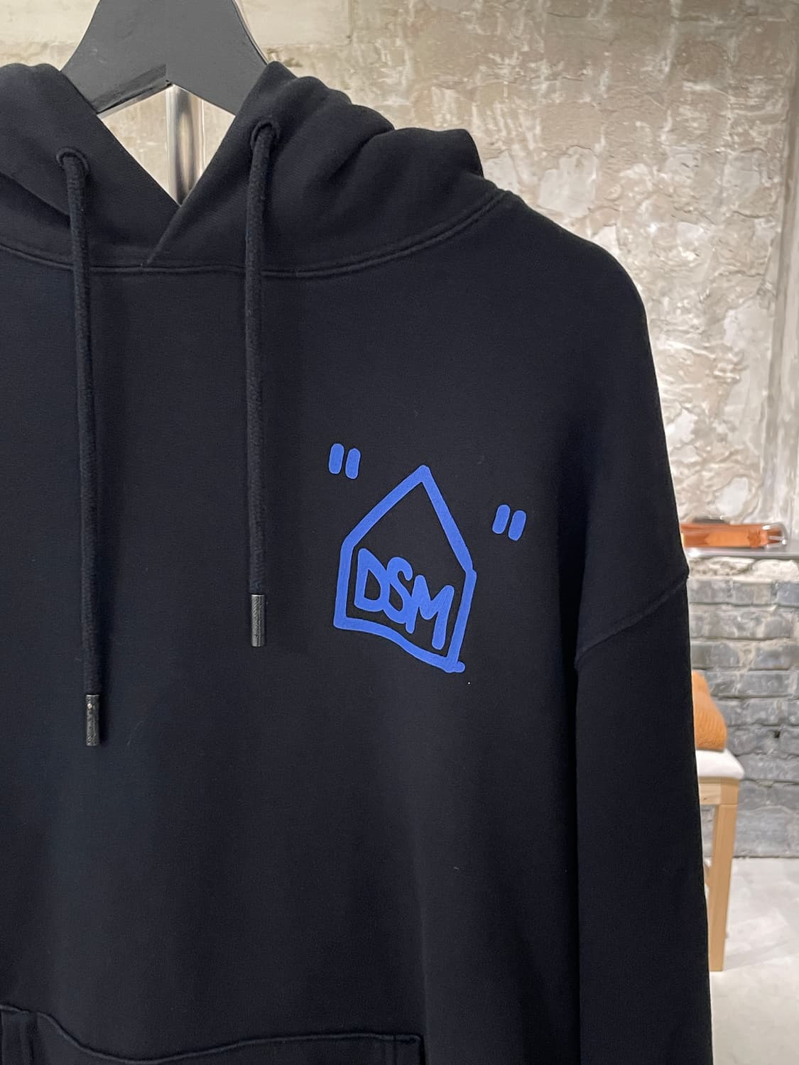 오프화이트 x 도버 스트릿 마켓 블랙 그라데이션 로고 자수 후디 상품이미지4