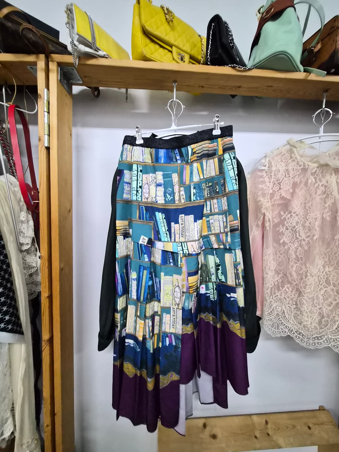 마인 실크 블라우스.lusso 언발 일러스트 스커트 상품이미지7