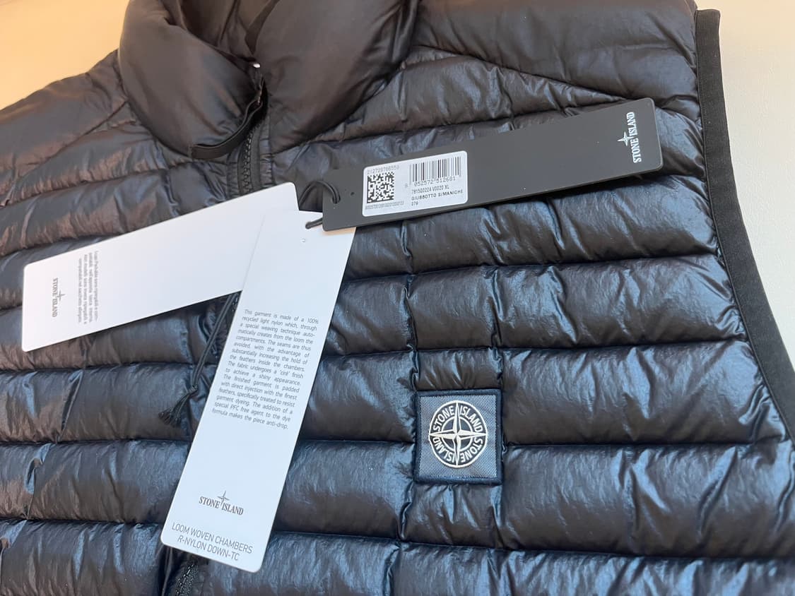 XL)스톤아일랜드 룸우븐 경량 패딩조끼 상품이미지2
