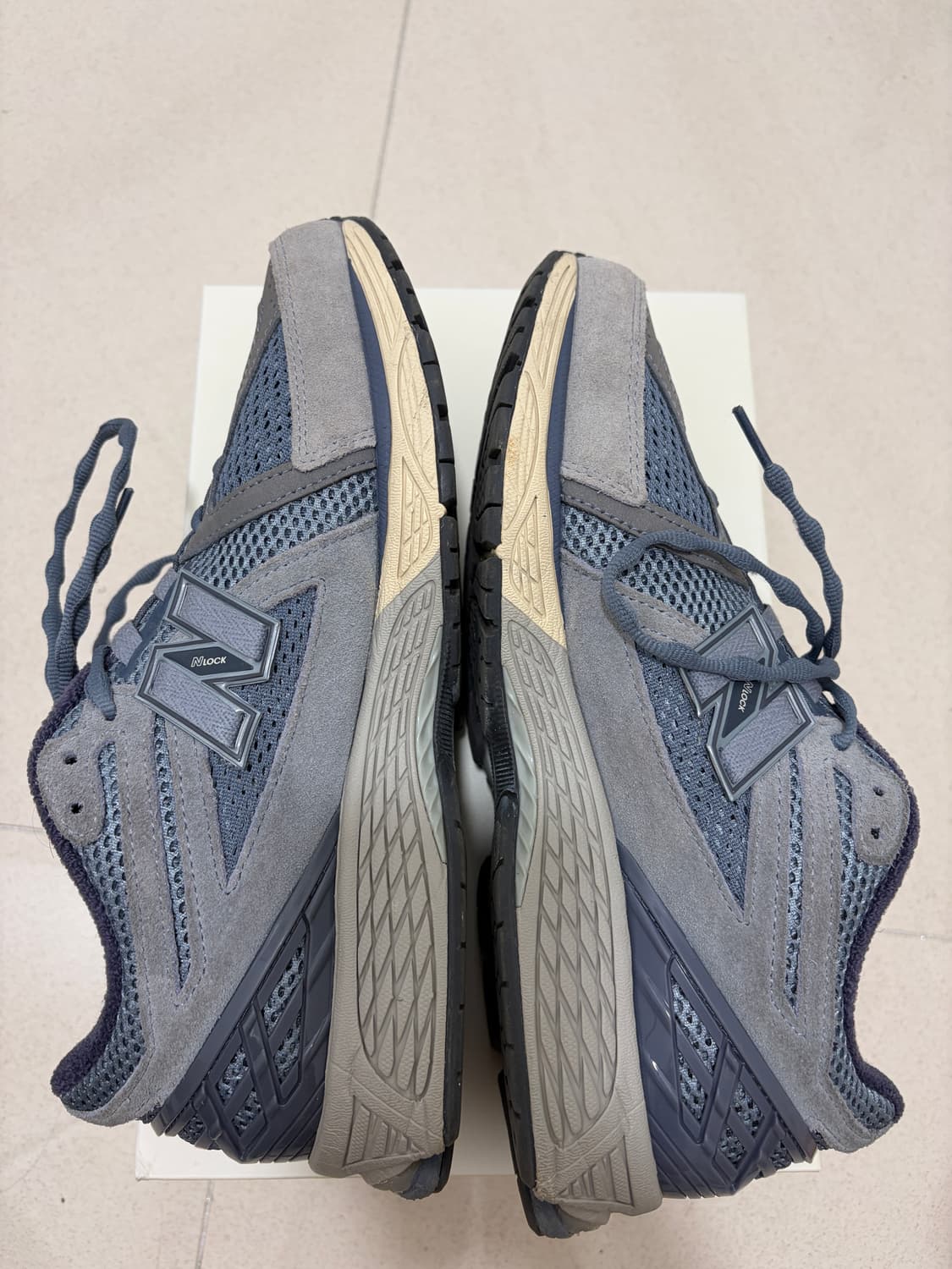 뉴발란스 x 오라리 1906R 플린트스톤 10.5사이즈(285) 상품이미지4