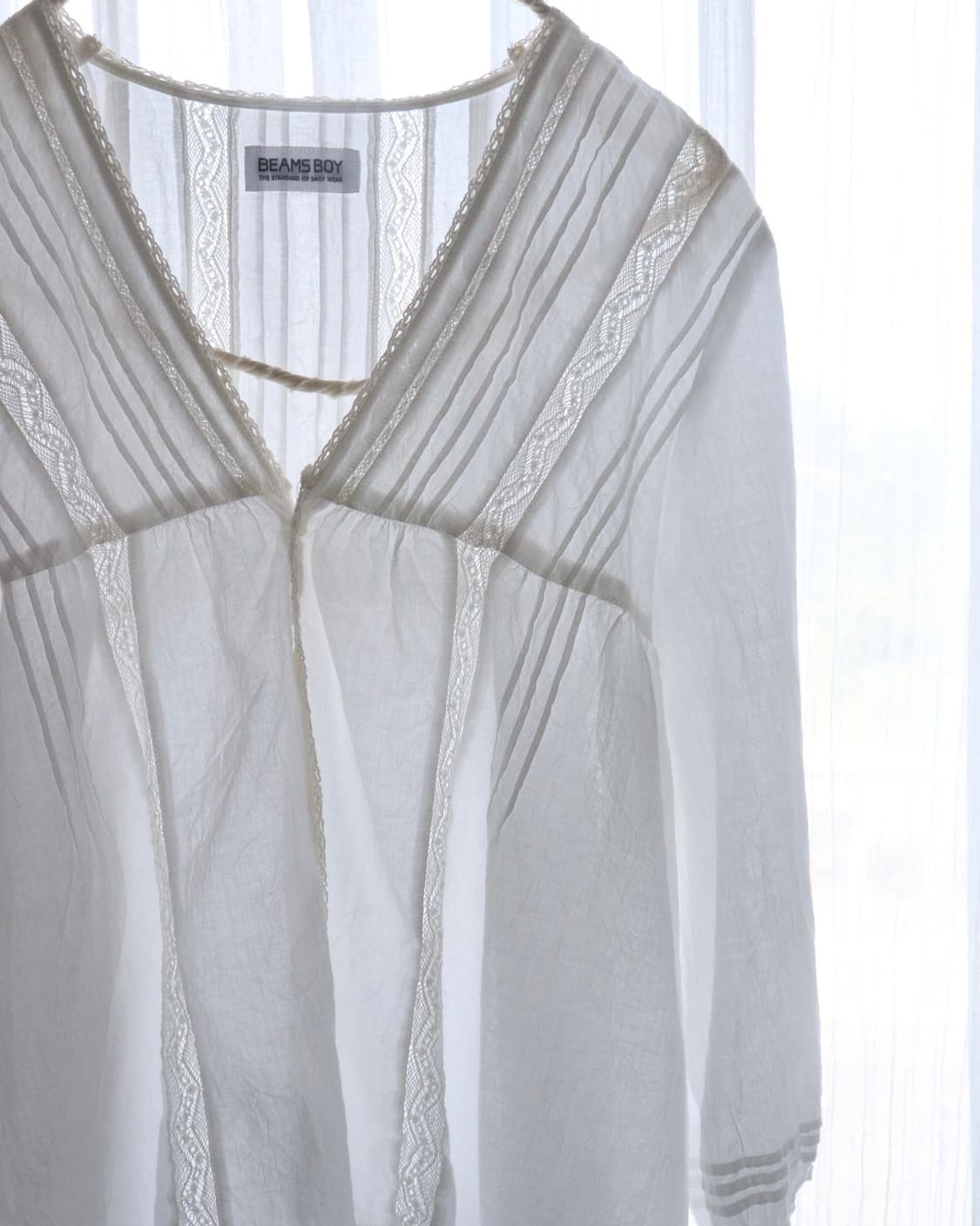 [Beams Boy] White Pintuck Lace Blouse 상품이미지3