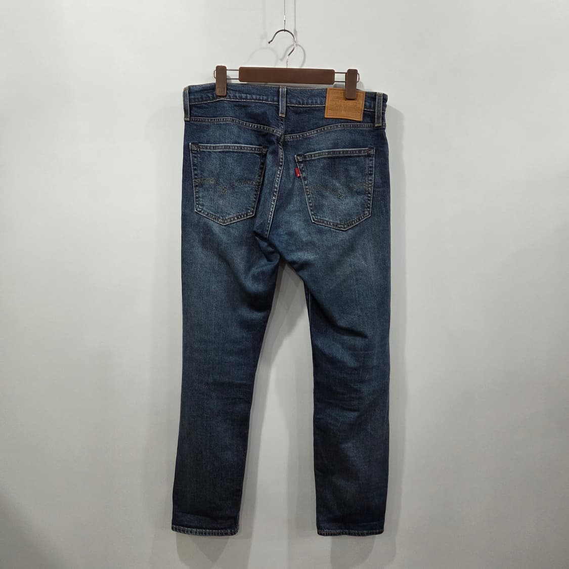 리바이스 502 프리미엄 중청 스판 데님팬츠 32/32  상품이미지3