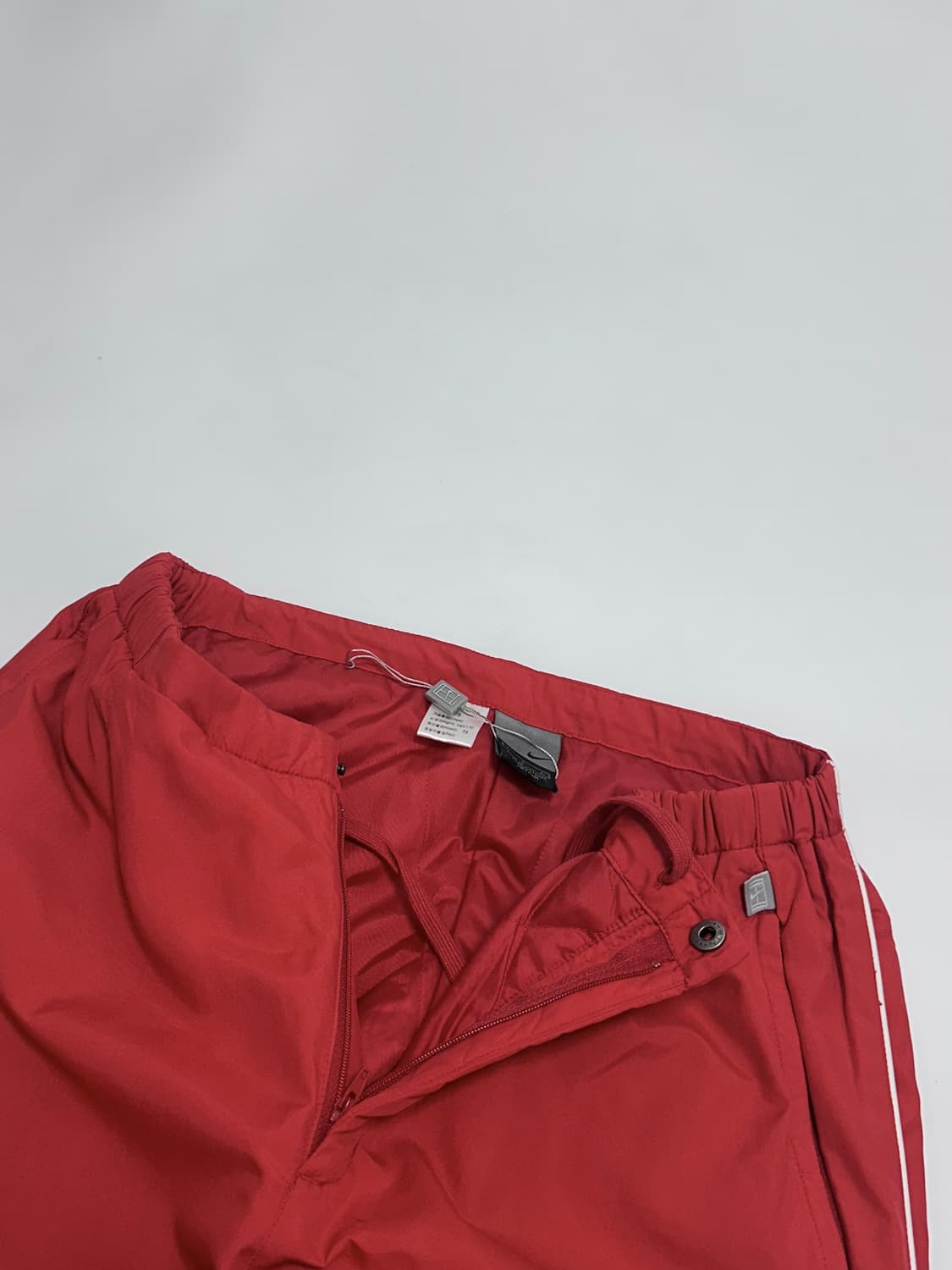 나이키 00s 테니스라인 스우시 누빔 나일론 팬츠 상품이미지3