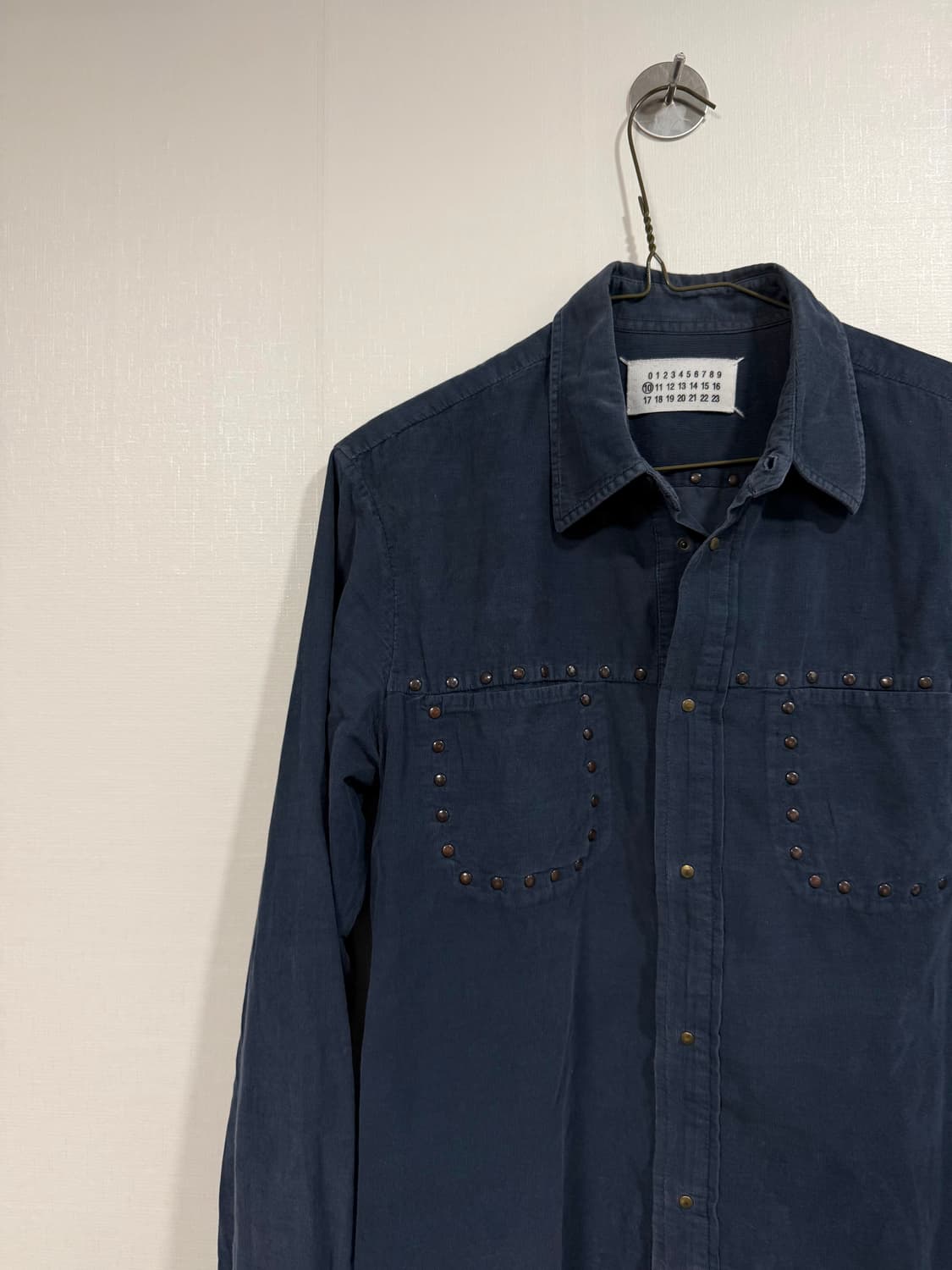 마틴 마르지엘라 아카이브 스터드 셔츠 상품이미지1