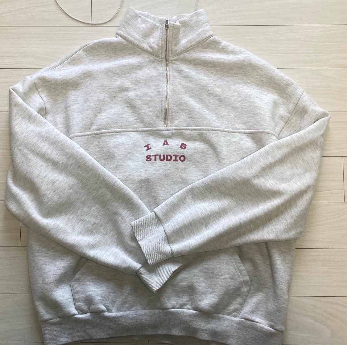 아이앱 하프 집업 상품이미지2