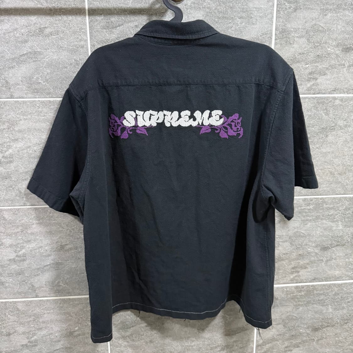 슈프림 니들포인트 숏슬리브 셔츠 블랙 - 23SS 상품이미지3