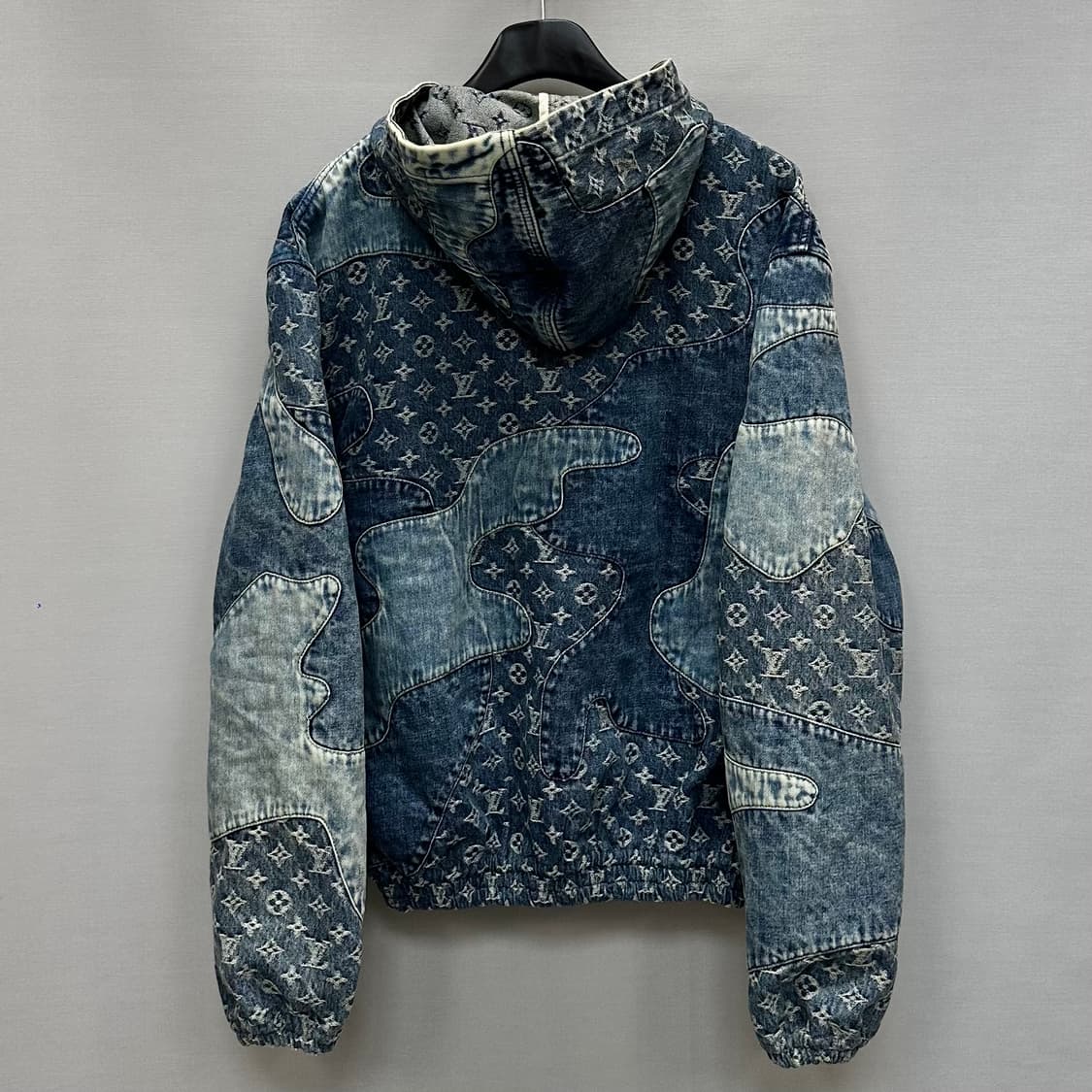 루이비통 니고 데님 후드자켓 (105)  상품이미지4