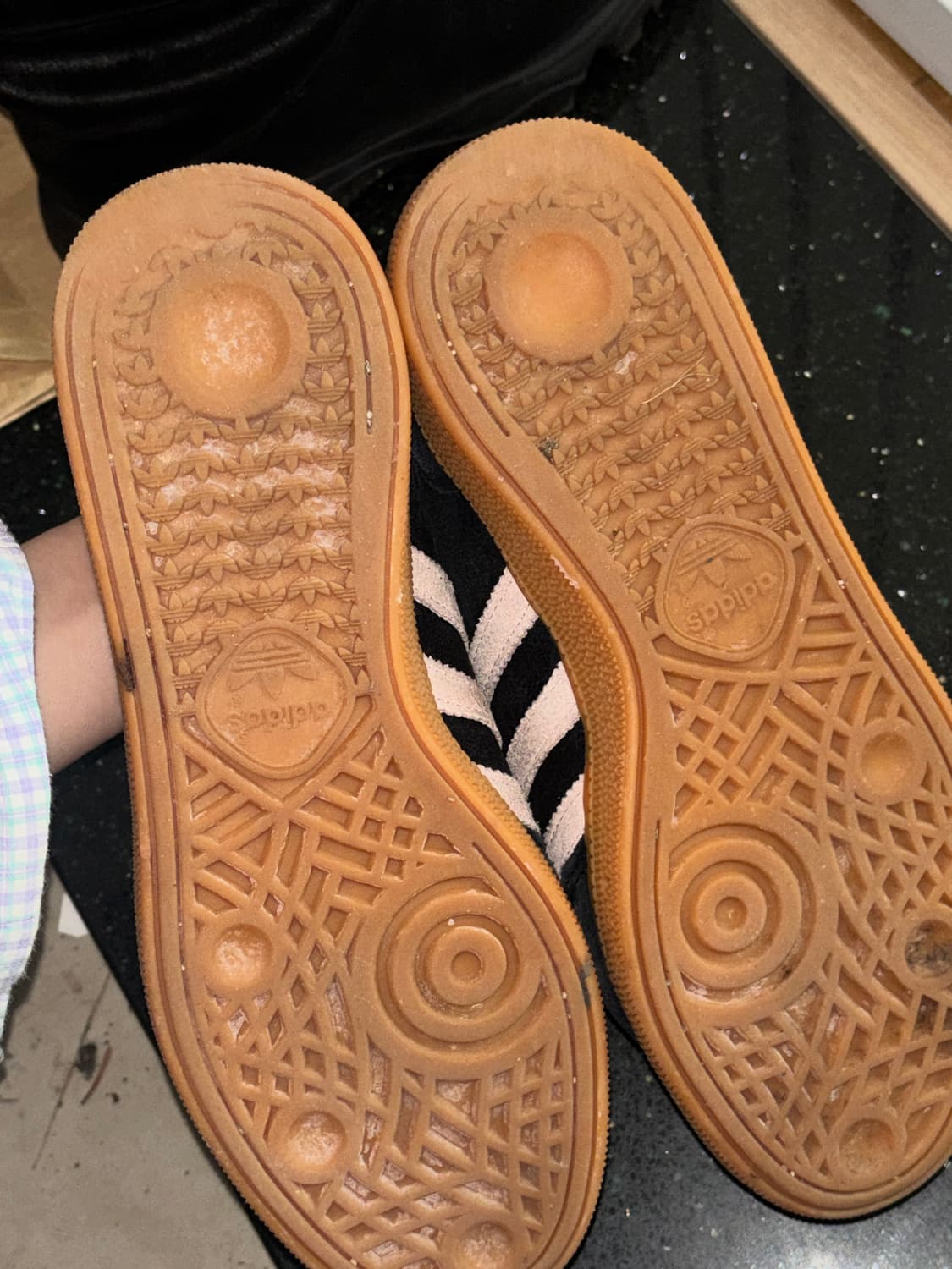 아디다스 스페지알 핸드볼 코어 블랙 클리어 핑크 상품이미지3