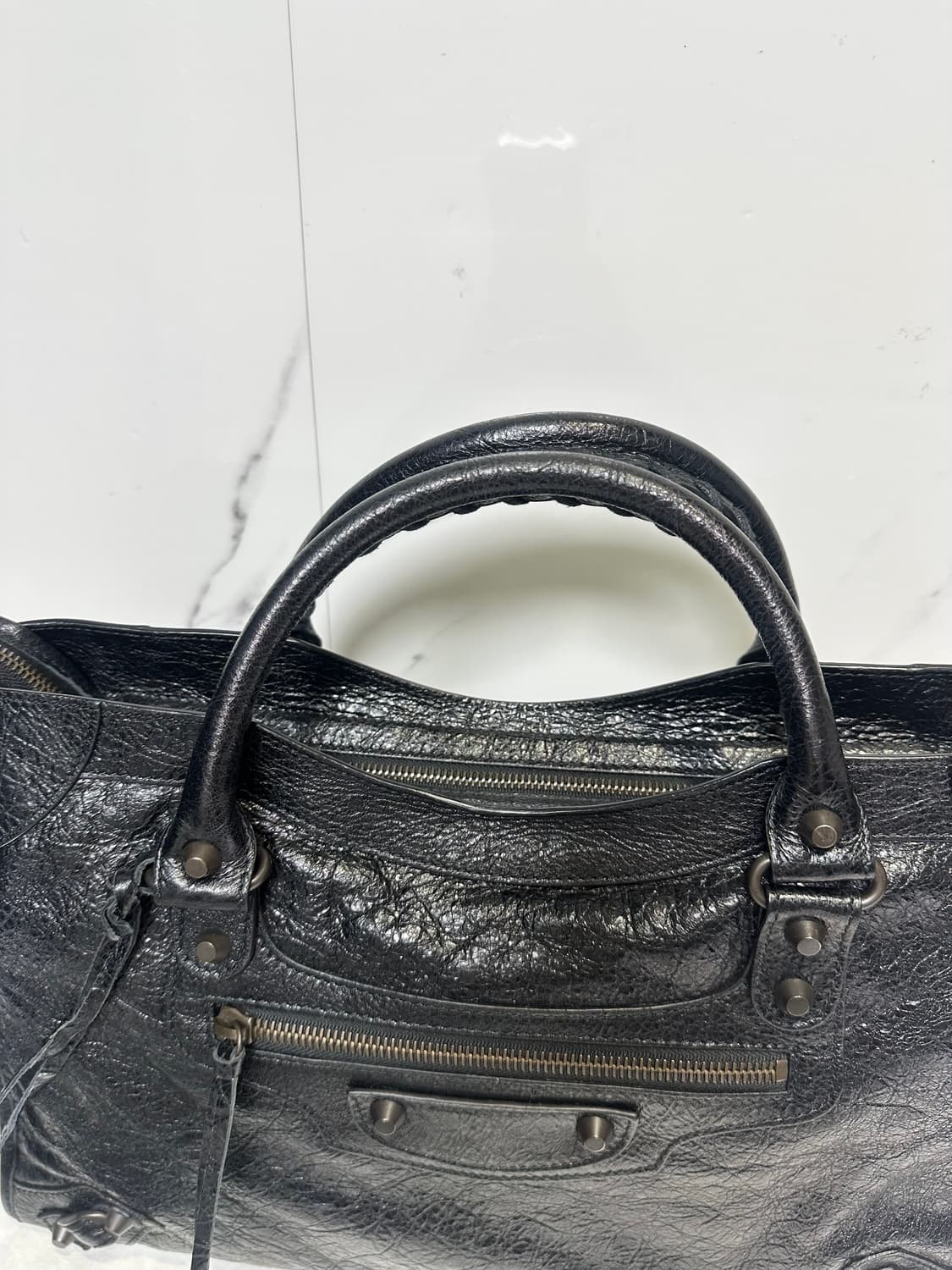 [SA급 정품] 발렌시아가 시티 모터백 미디움 블랙 상품이미지4