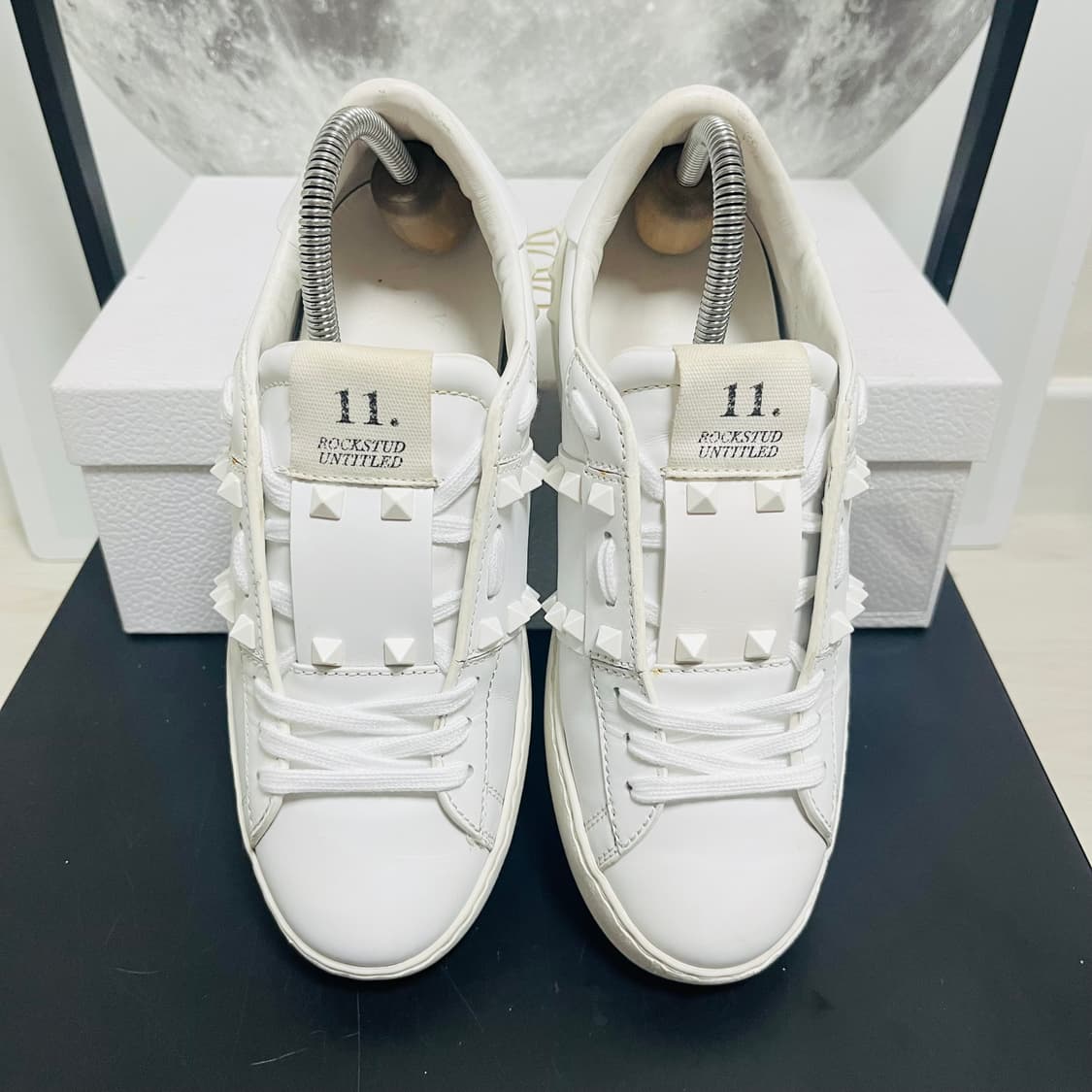 정품 36.5) 발렌티노 화이트 락스터드 스니커즈 235~240 상품이미지3