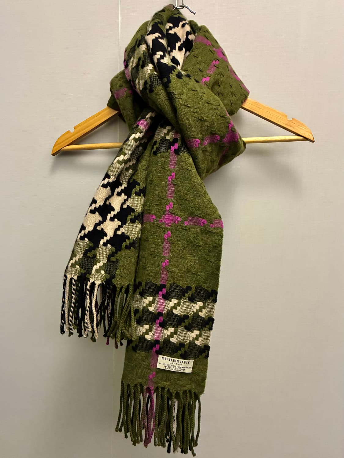 BURBERRY 버버리 하운드투스 체크 울 캐시미어 롱 머플러 목도리 상품이미지8