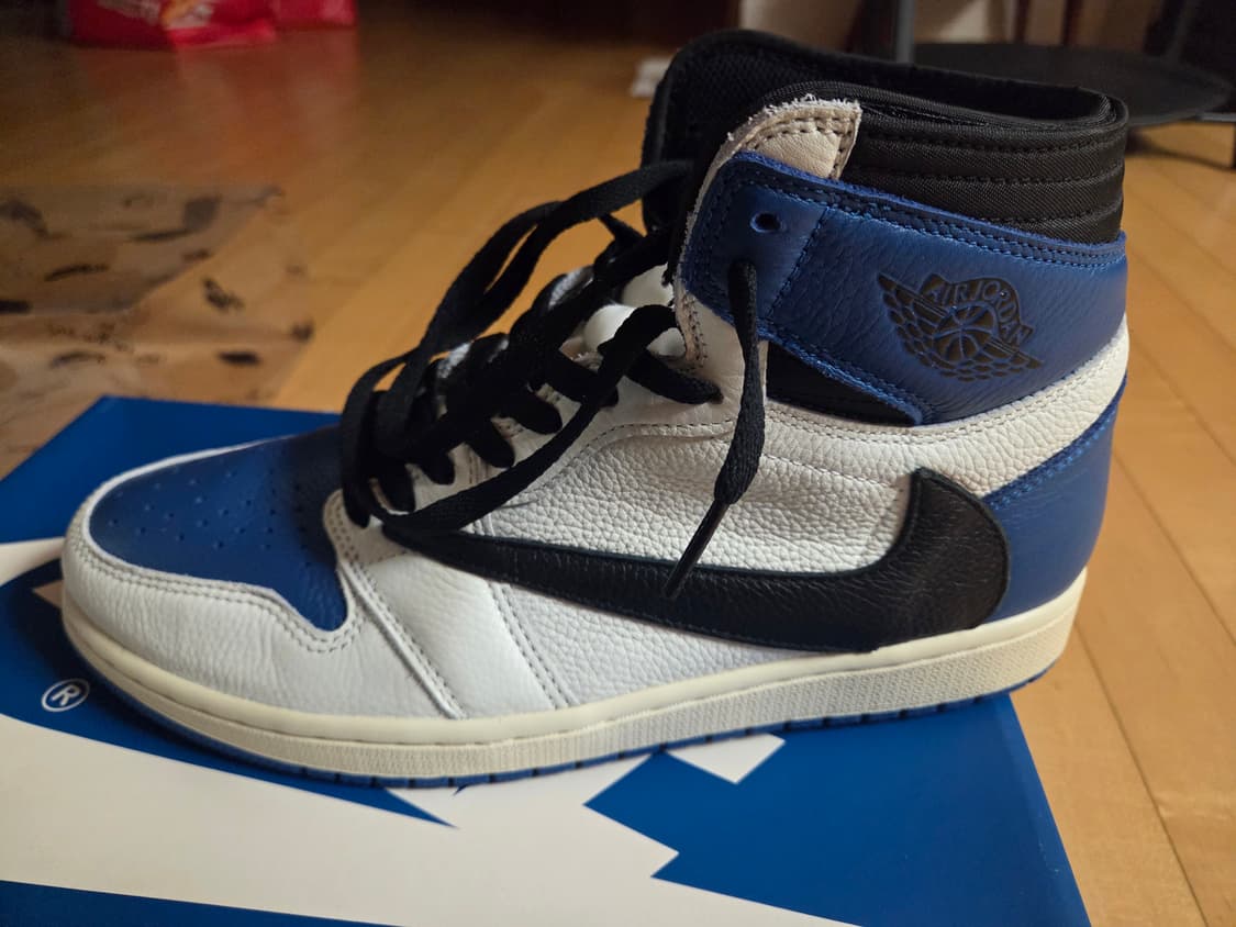 조던 1 x 트래비스 스캇 x 프라그먼트 레트로 하이 밀리터리 블루 상품이미지8