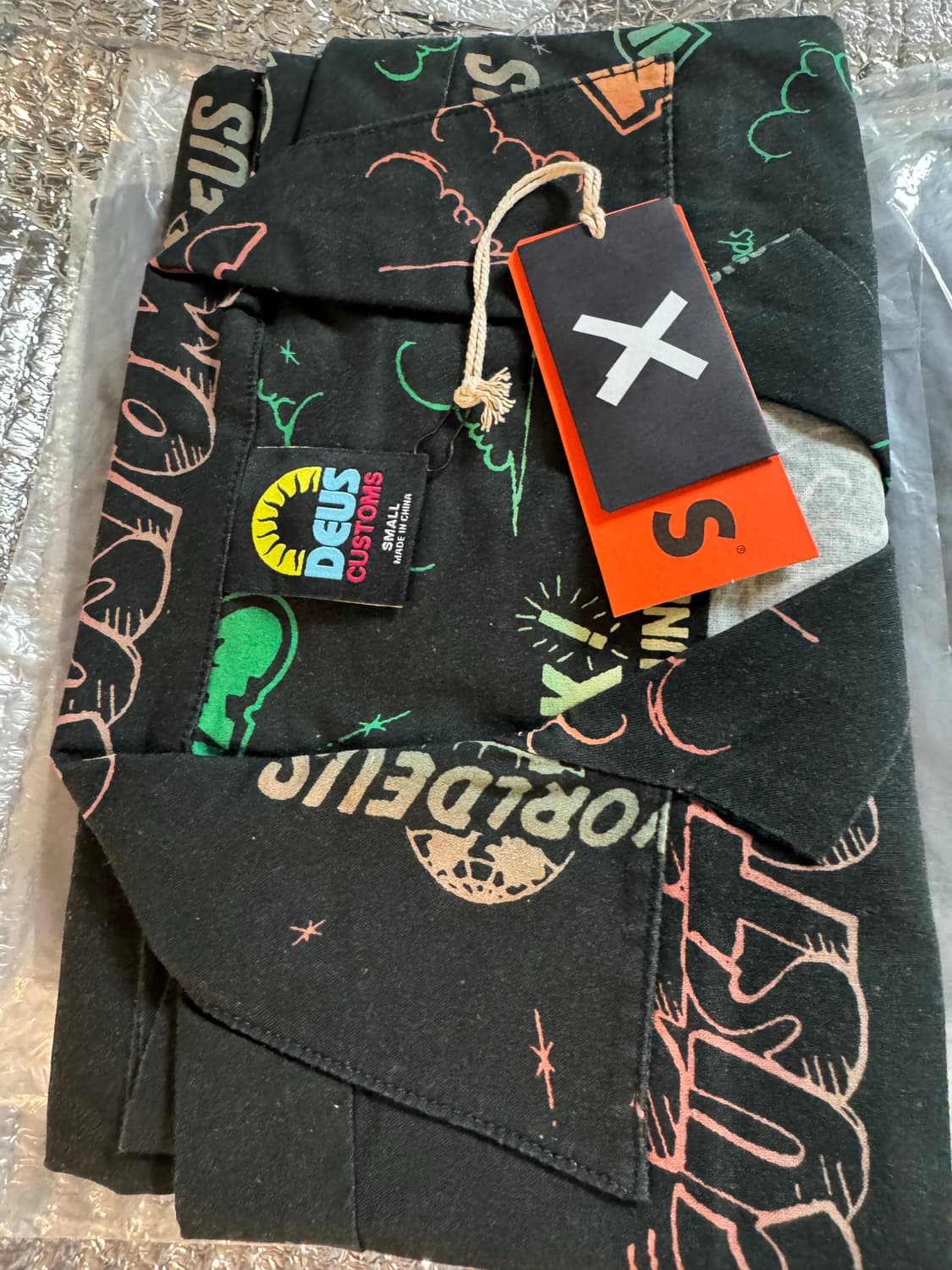 데우스 엑스 마키나 셔츠 새상품 상품이미지3